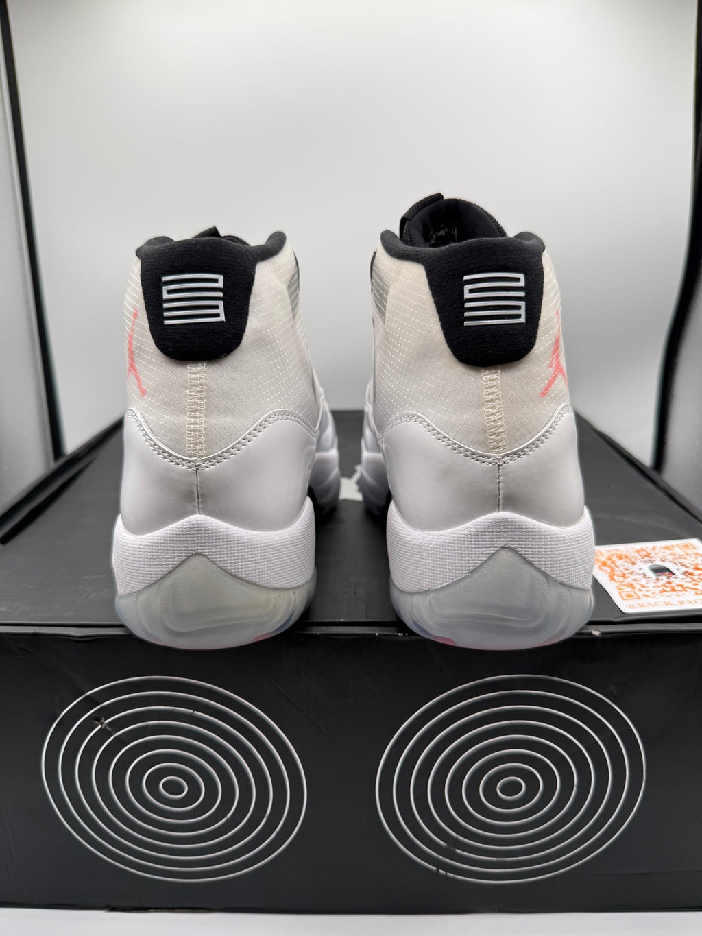 Air Jordan 11 adapt “white”