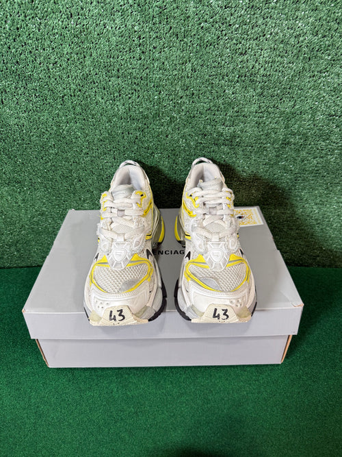 BALENCIAGA RUNNER SNEAKER ‘WORN-OUT - WHITE YELLOW’