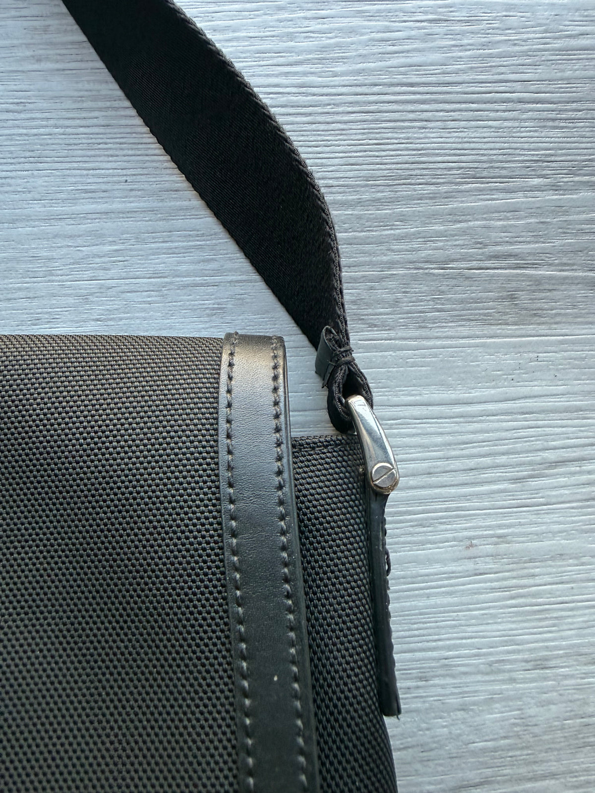 Gucci techno canvas web stripe black messenger bag