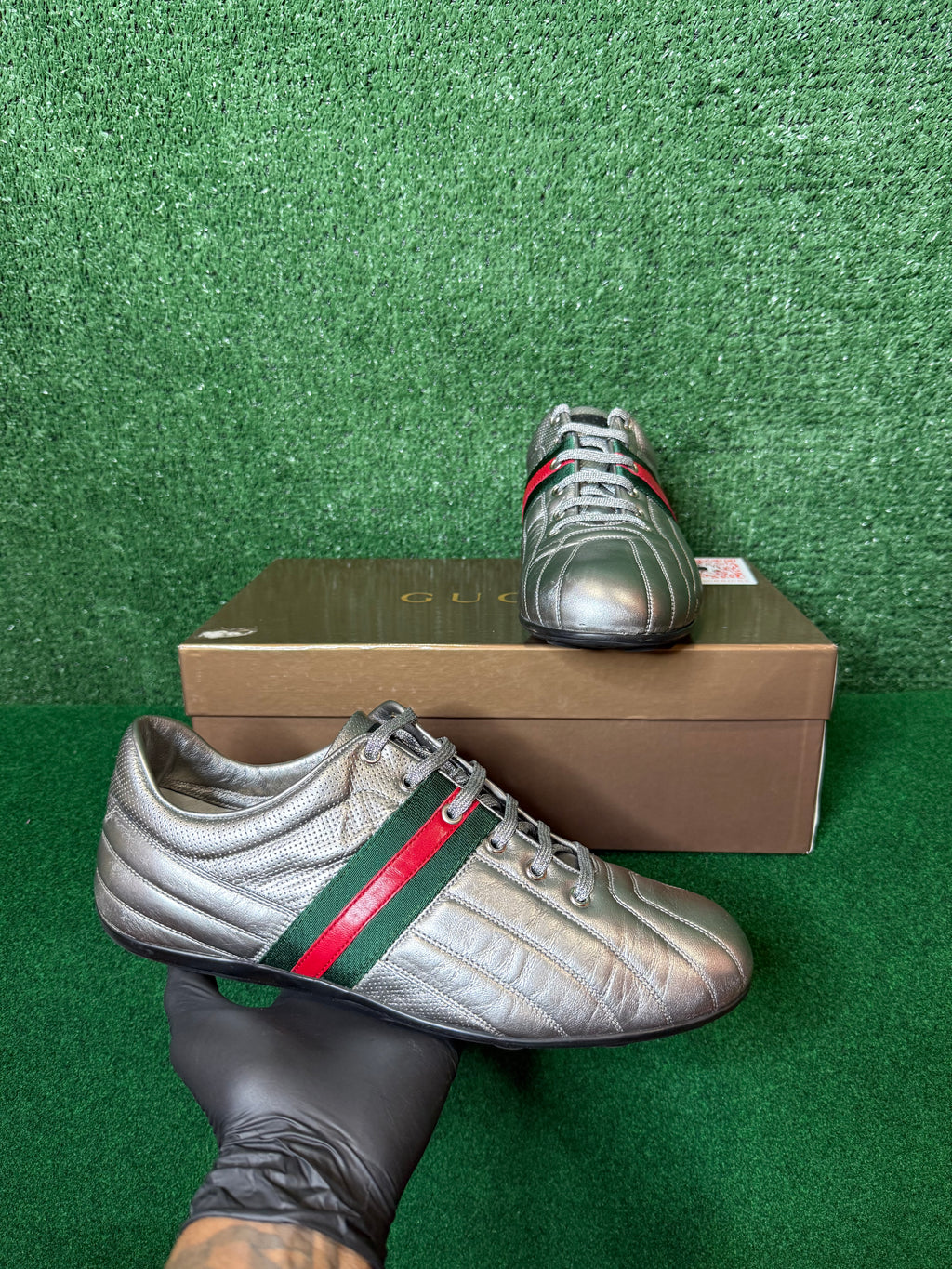 Gucci metallic silver leather low-top sneakers