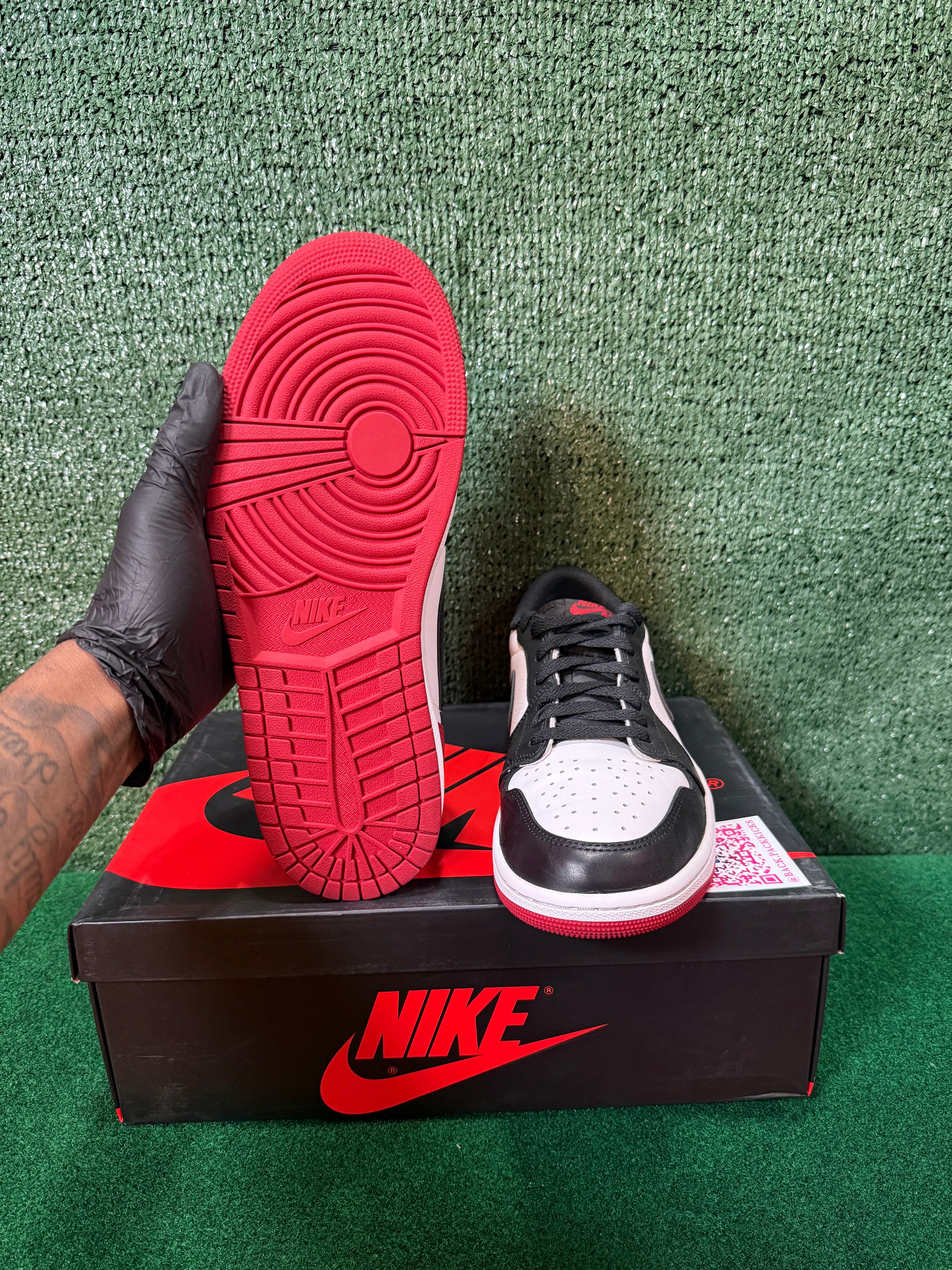Air Jordan 1 Retro Low OG ‘Black Toe’ (2023)