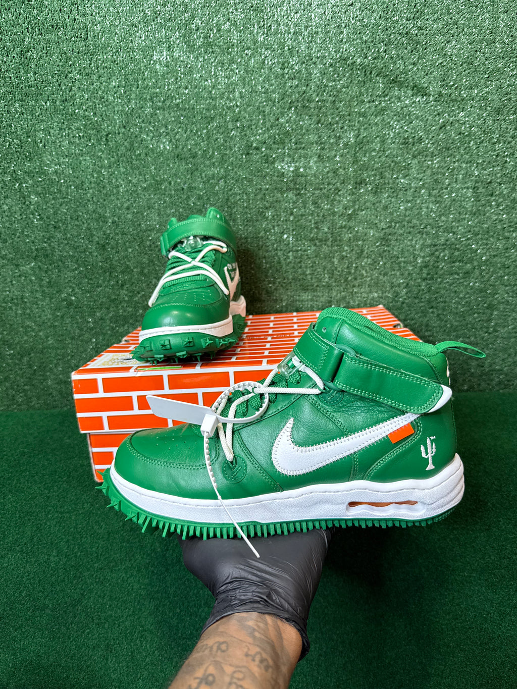 Off-white x Nike Air Force 1 mid sp leather ‘pine green’