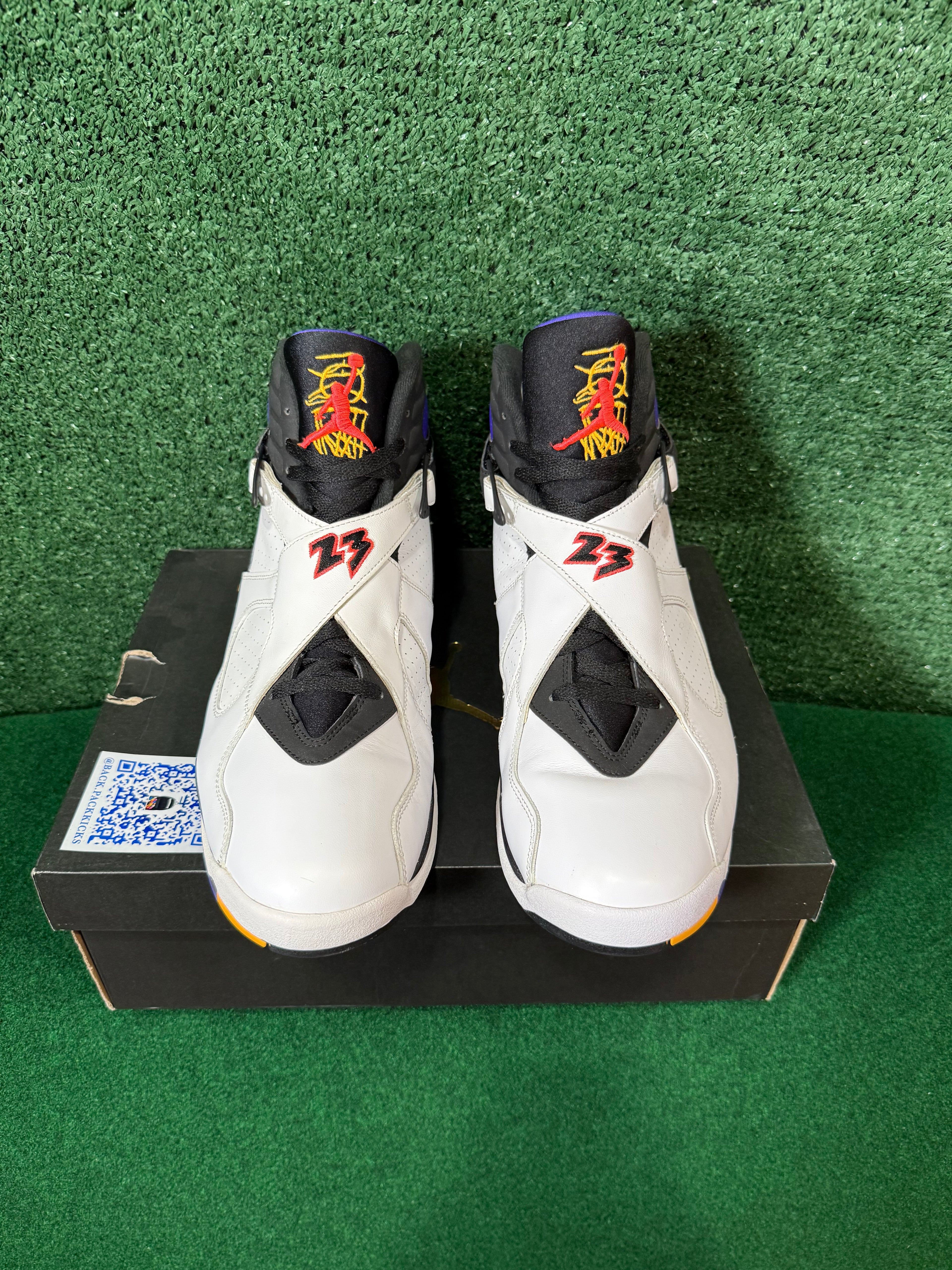 JORDAN 8 RETRO ‘THREE-PEAT’ (2015)