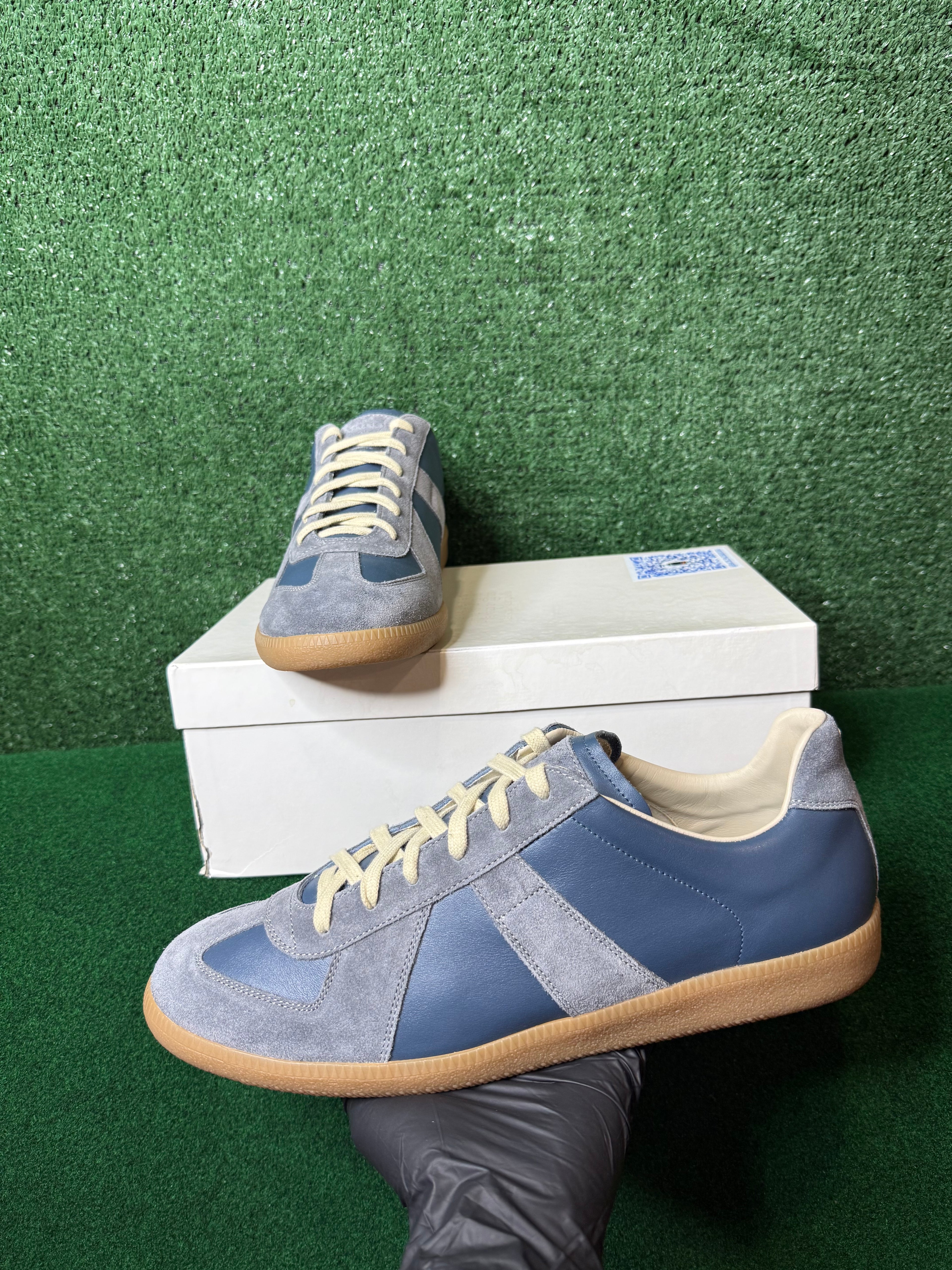 MAISON MARGIELA-REPLICA LEATHER AND SUEDE-BLUE