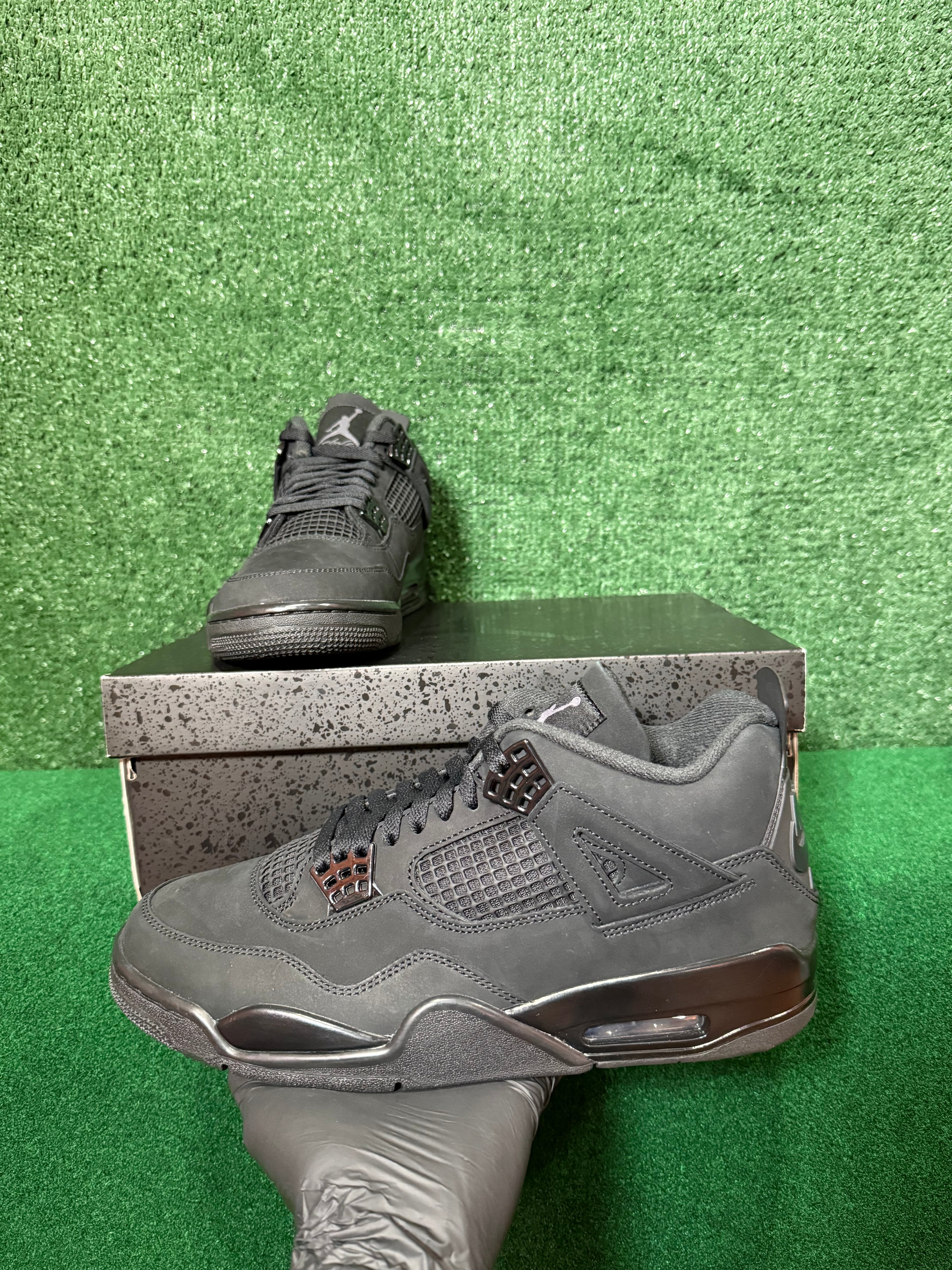Jordan 4 RETRO BLACK CAT (2025)