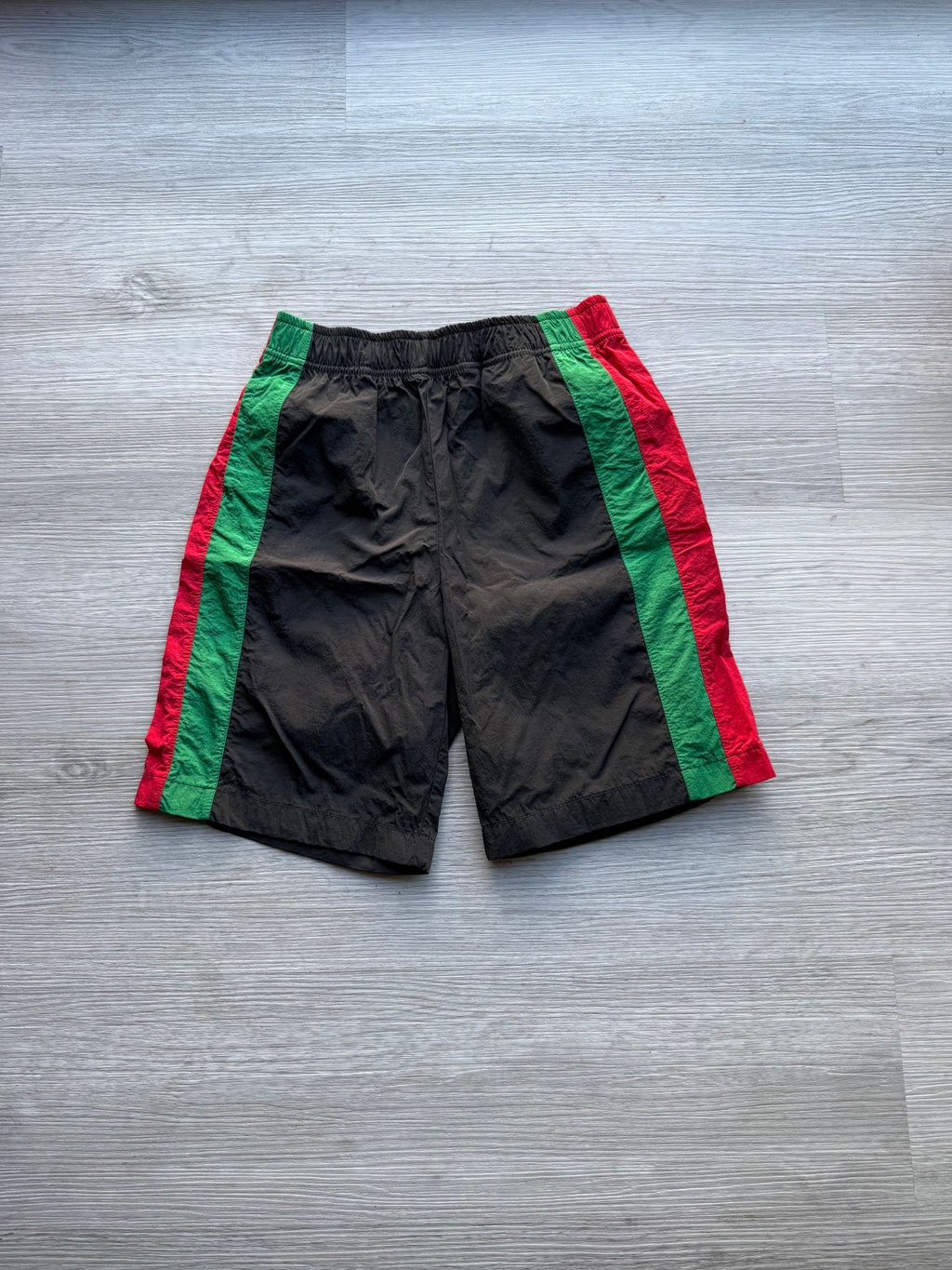 Gucci red green stripes kid shorts