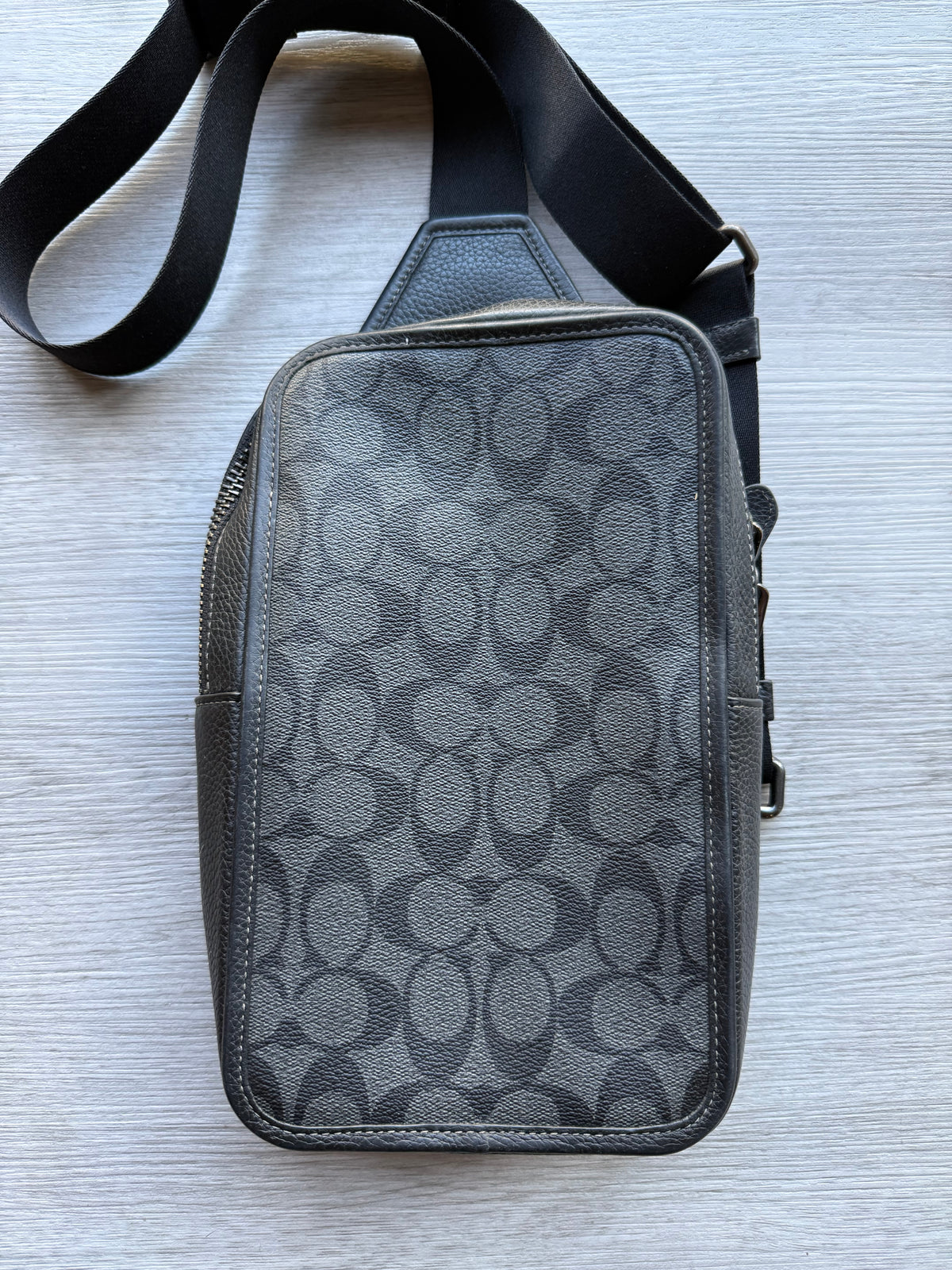 Coach Sullivan pack in signature canvas