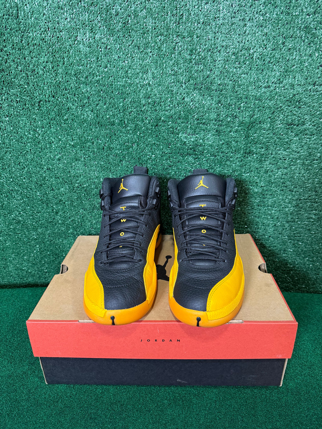 Jordan 12 Retro Black University Gold