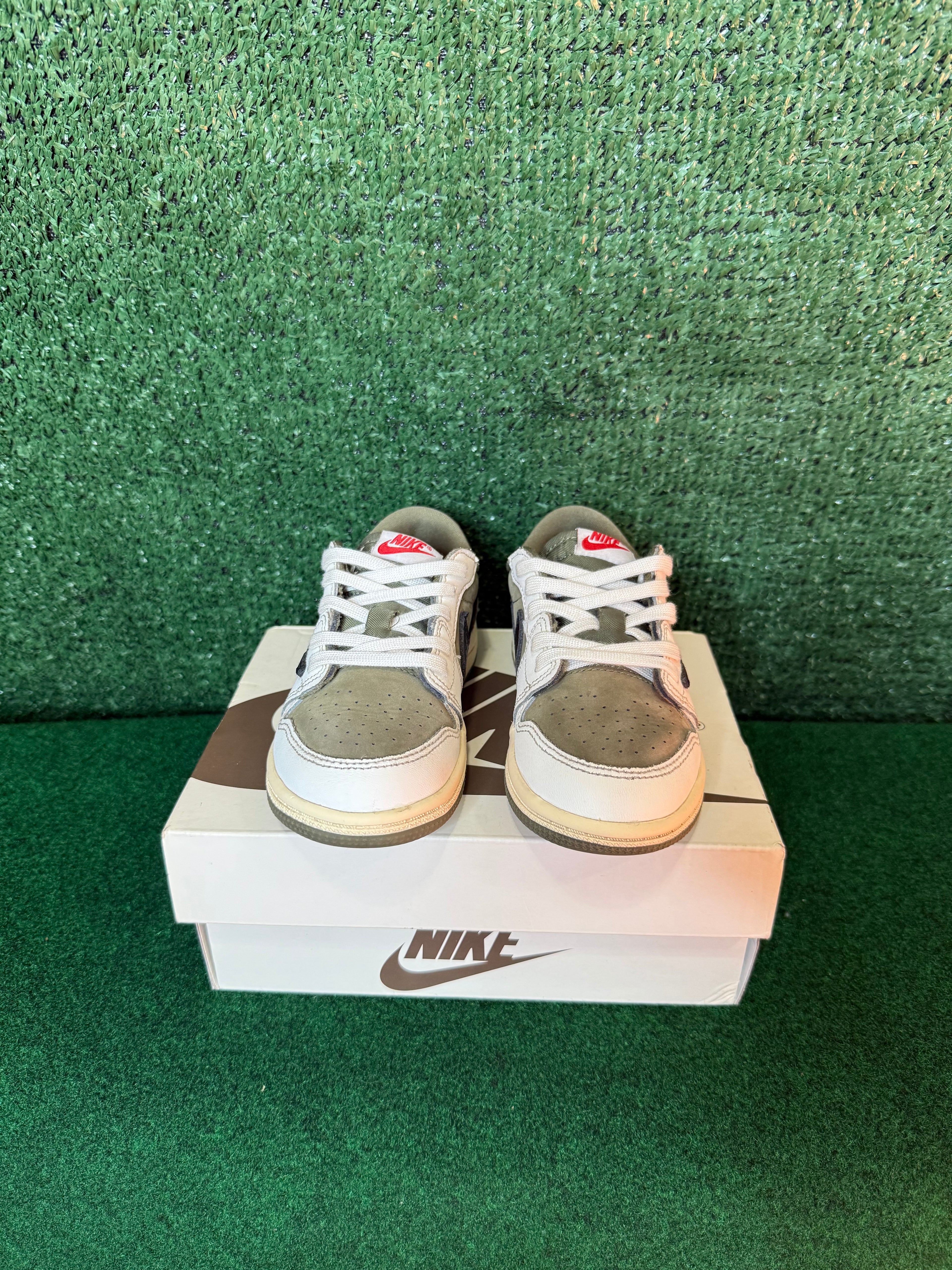 JORDAN 1 RETRO LOW OG SP ‘TRAVIS SCOTT MEDIUM OLIVE’ TD