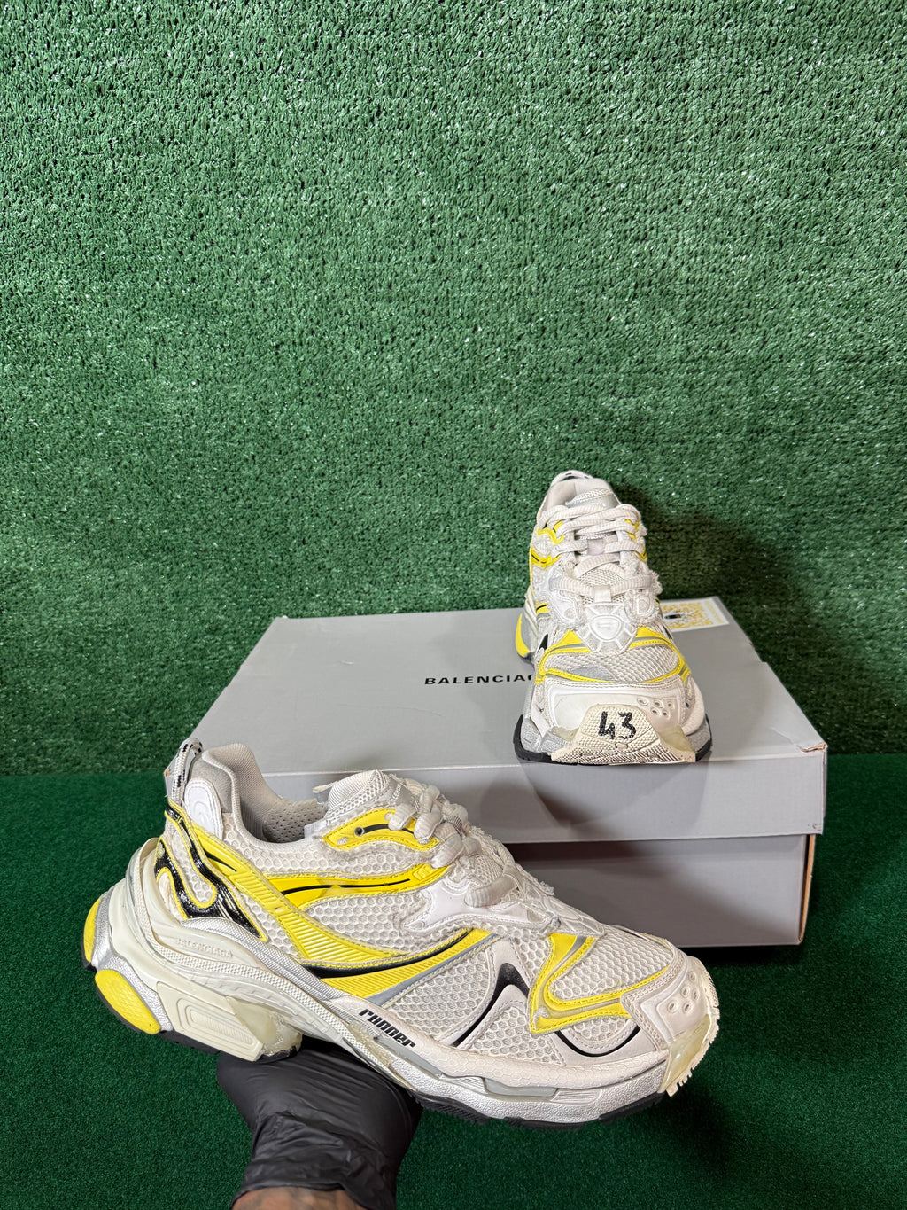 BALENCIAGA RUNNER SNEAKER ‘WORN-OUT - WHITE YELLOW’