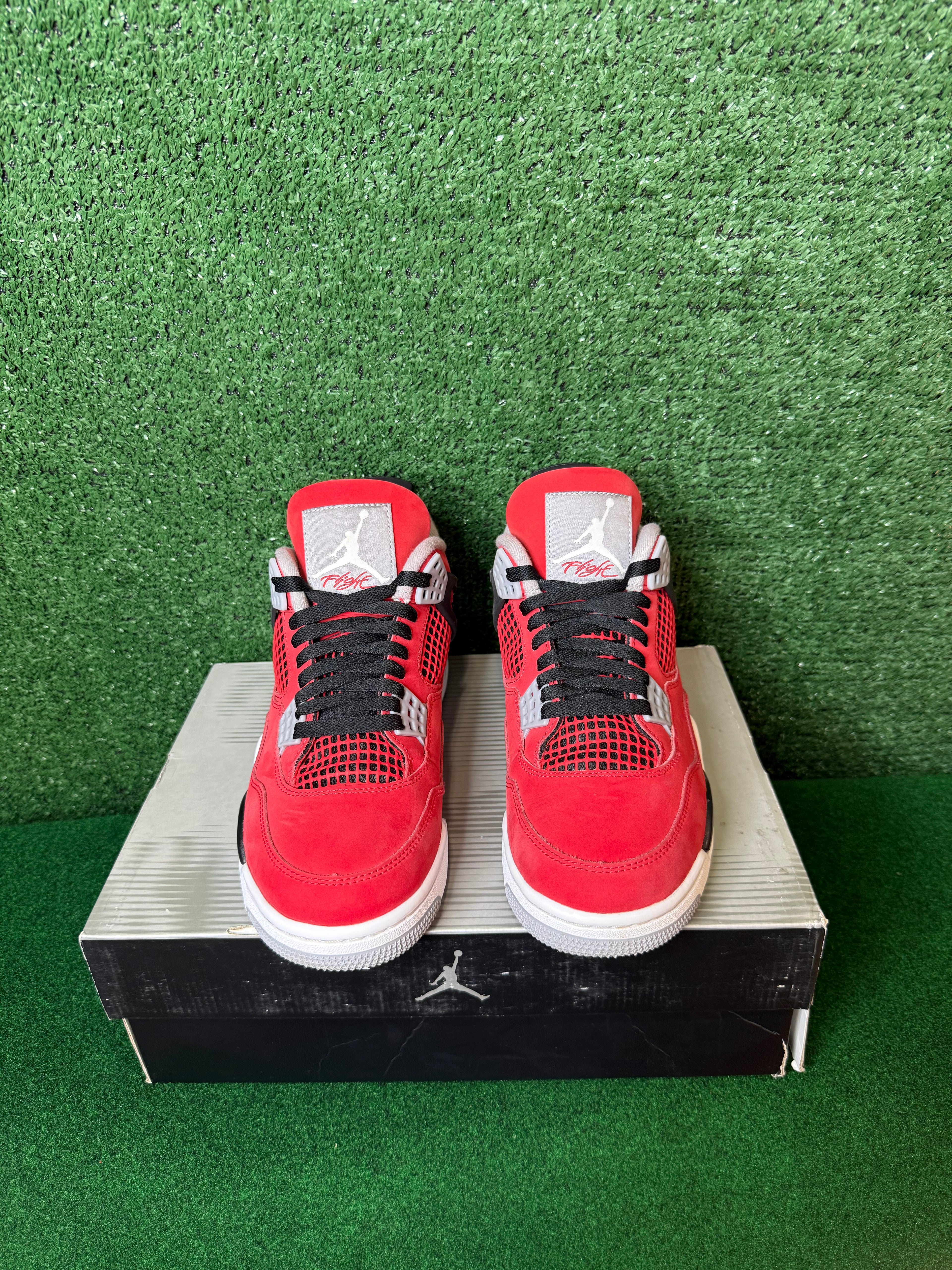 JORDAN 4 RETRO TORO BRAVO (2026)