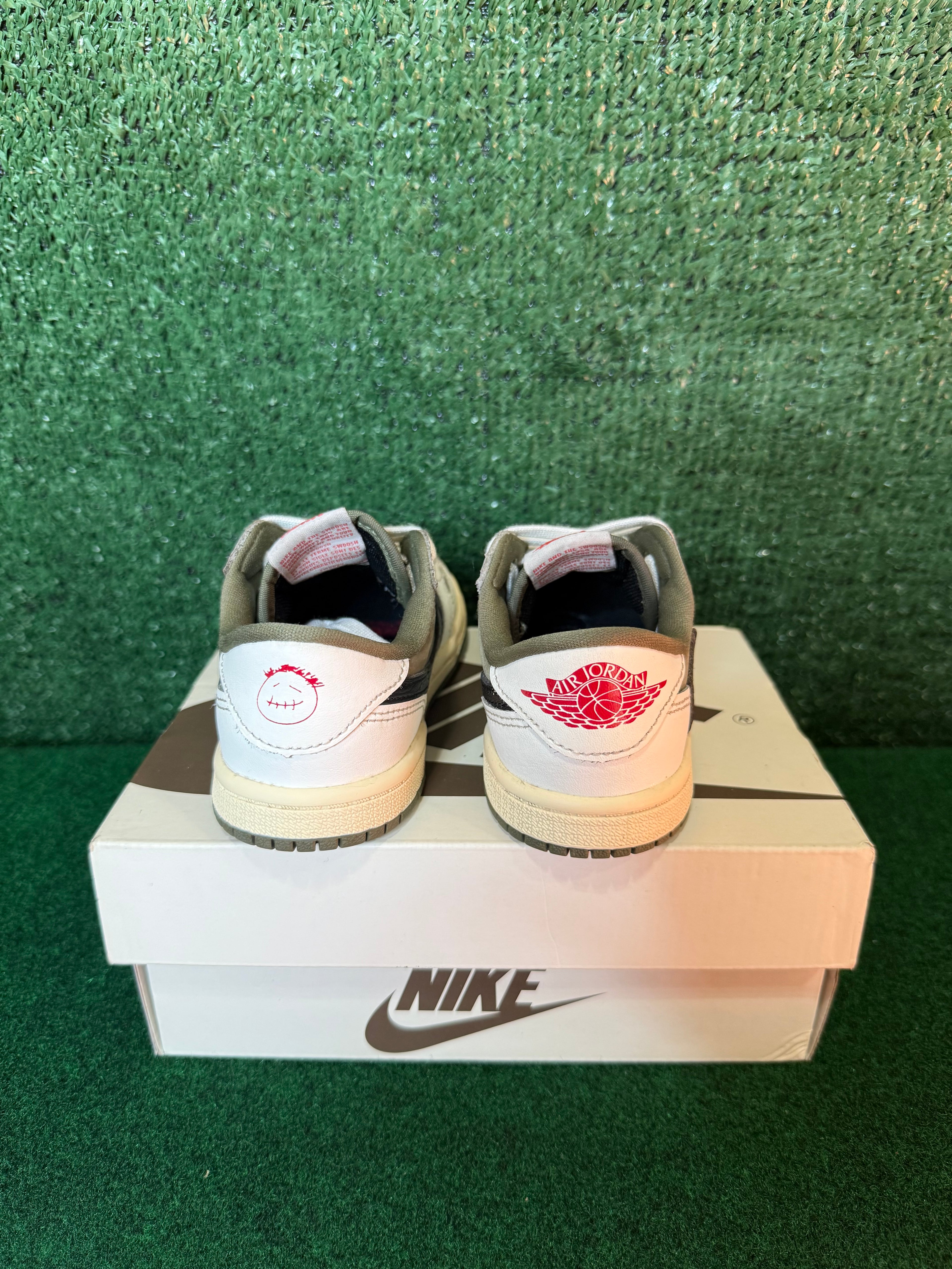 JORDAN 1 RETRO LOW OG SP ‘TRAVIS SCOTT MEDIUM OLIVE’ TD