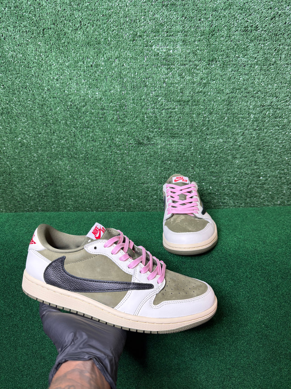 JORDAN 1 RETRO LOW OG SP ‘TRAVIS SCOTT MEDIUM OLIVE’
