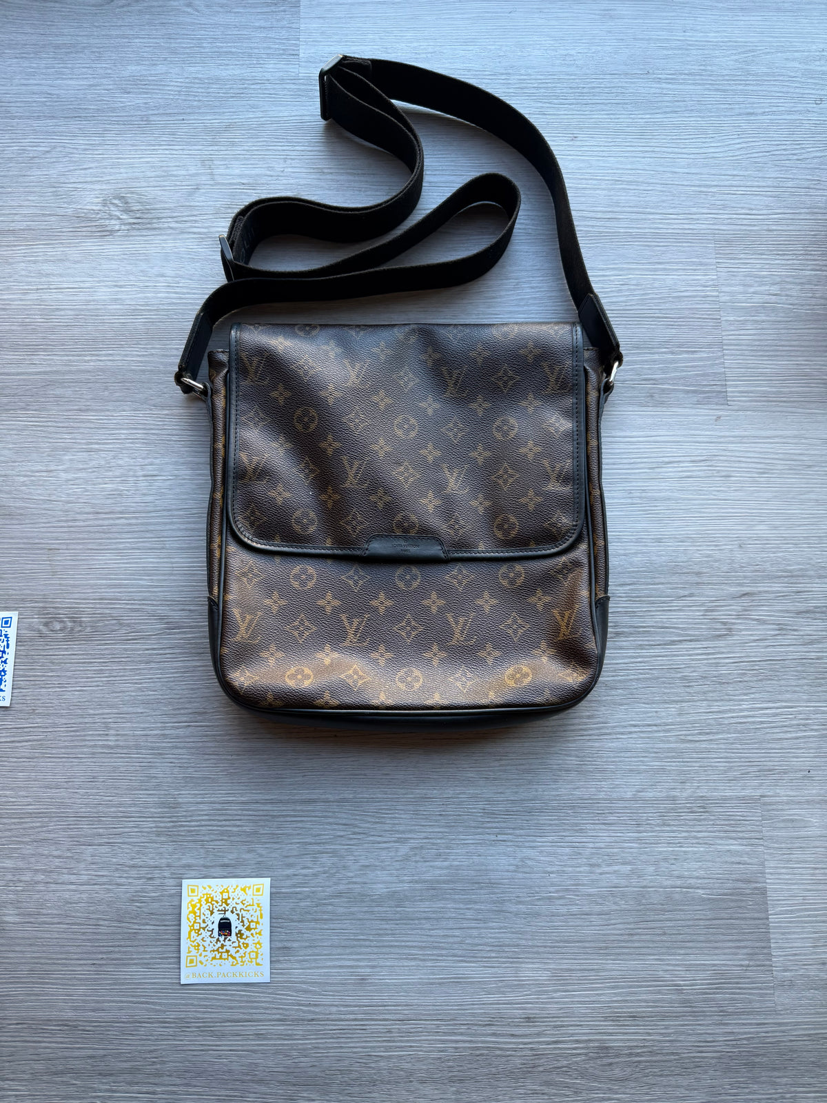 Louis Vuitton monogram macassar bass mm crossbody bag ‘2010’