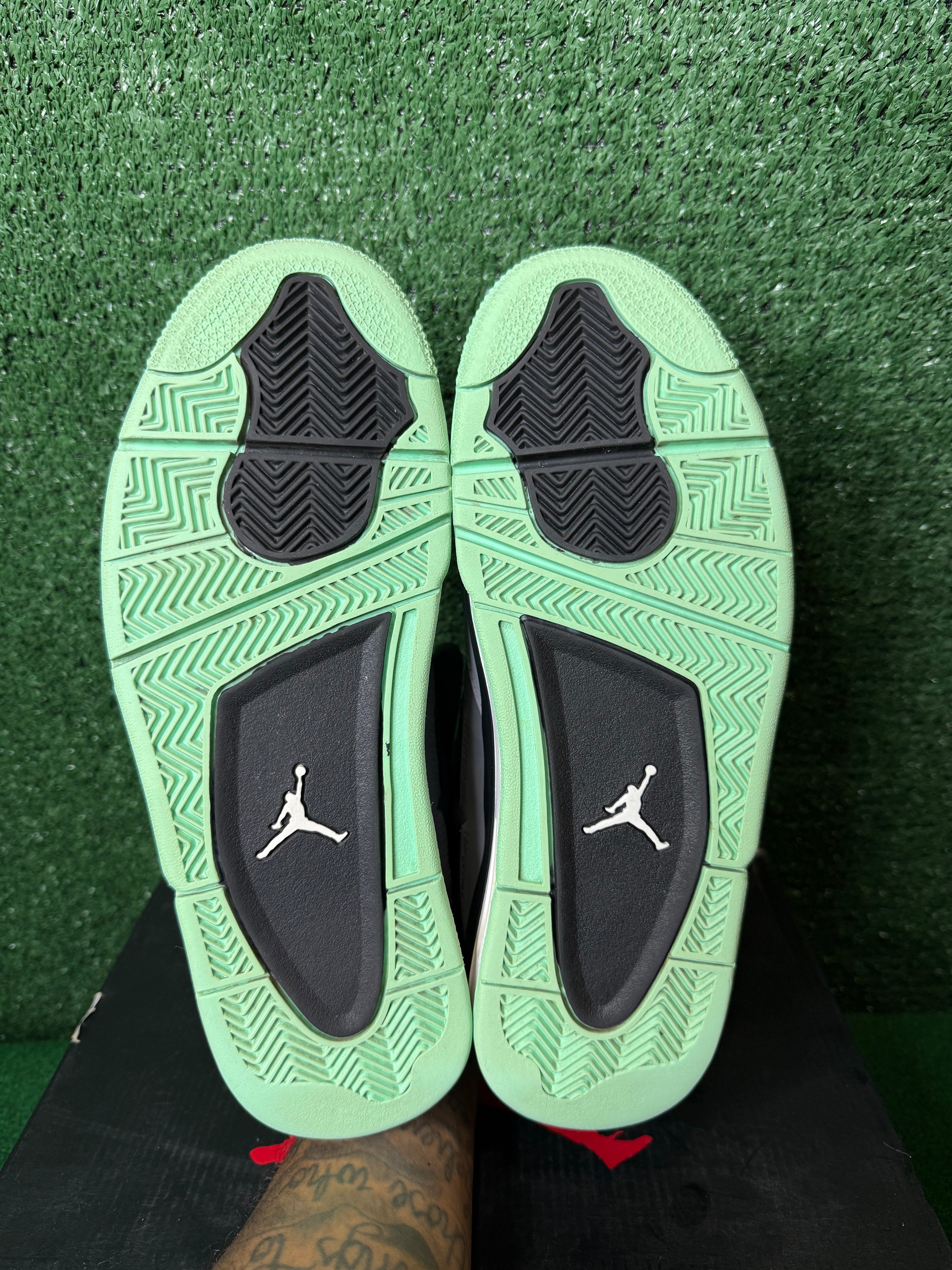 JORDAN 4 RETRO ‘GREEN GLOW’
