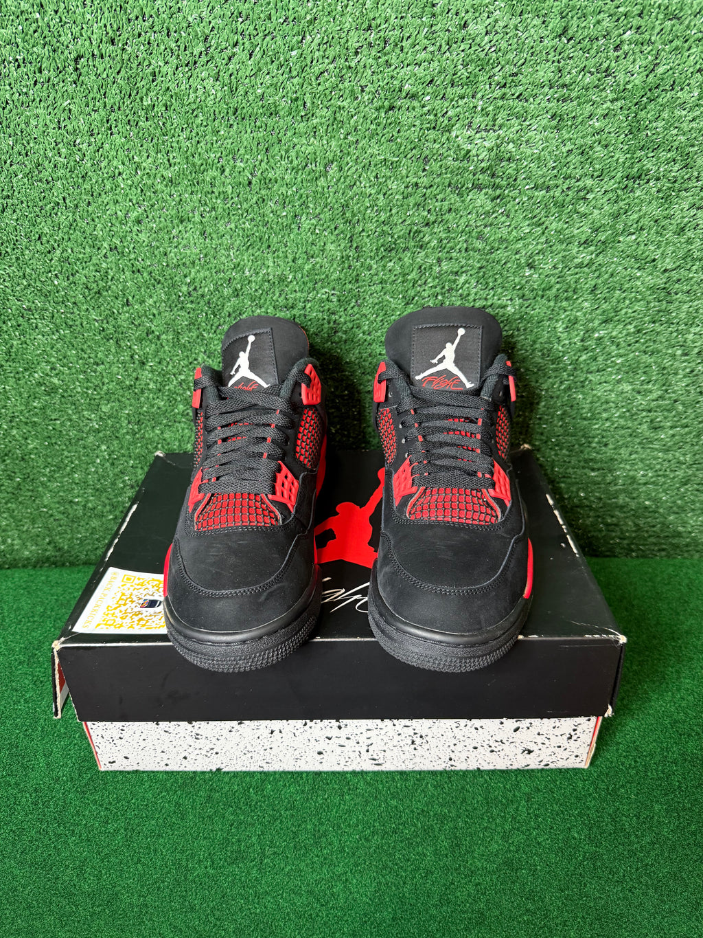JORDAN 4 RETRO (RED THUNDER)