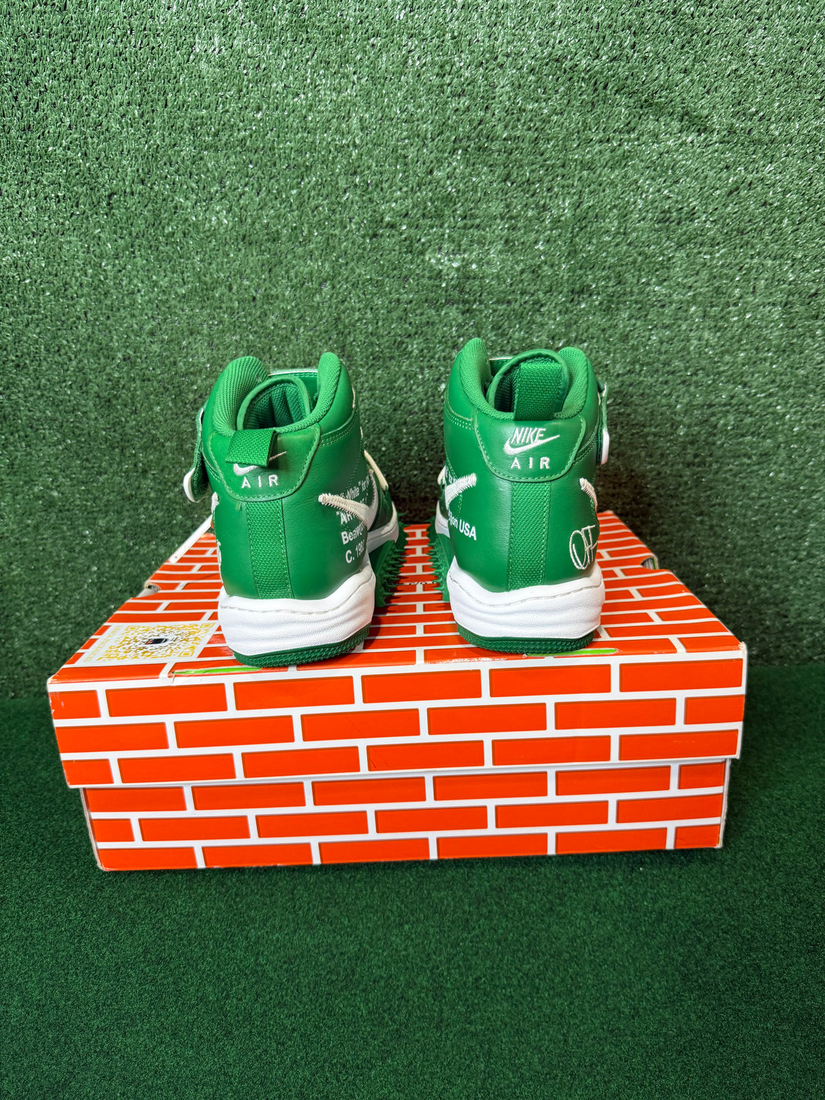 Off-white x Nike Air Force 1 mid sp leather ‘pine green’