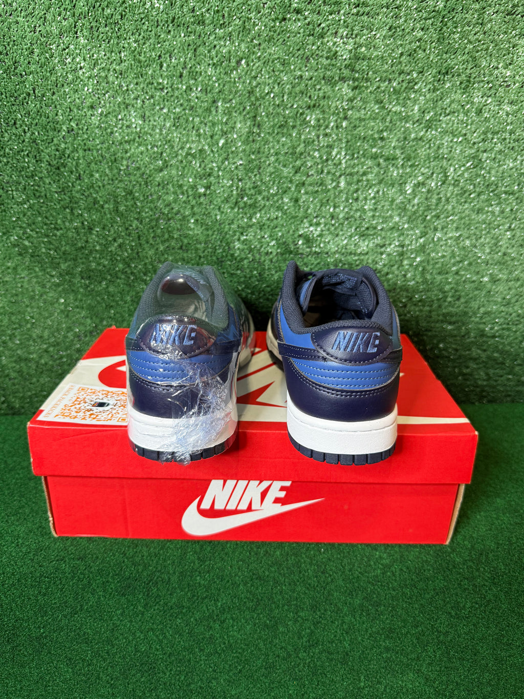 Nike dunk low retro ‘mystic navy’