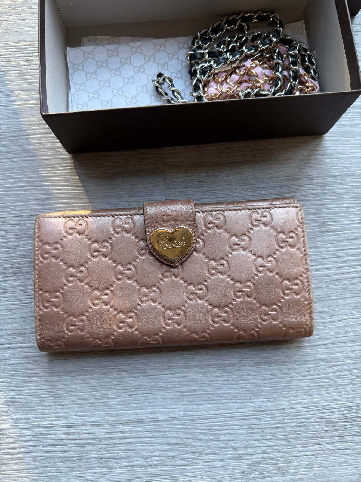 Gucci guccissima leather heart continental wallet