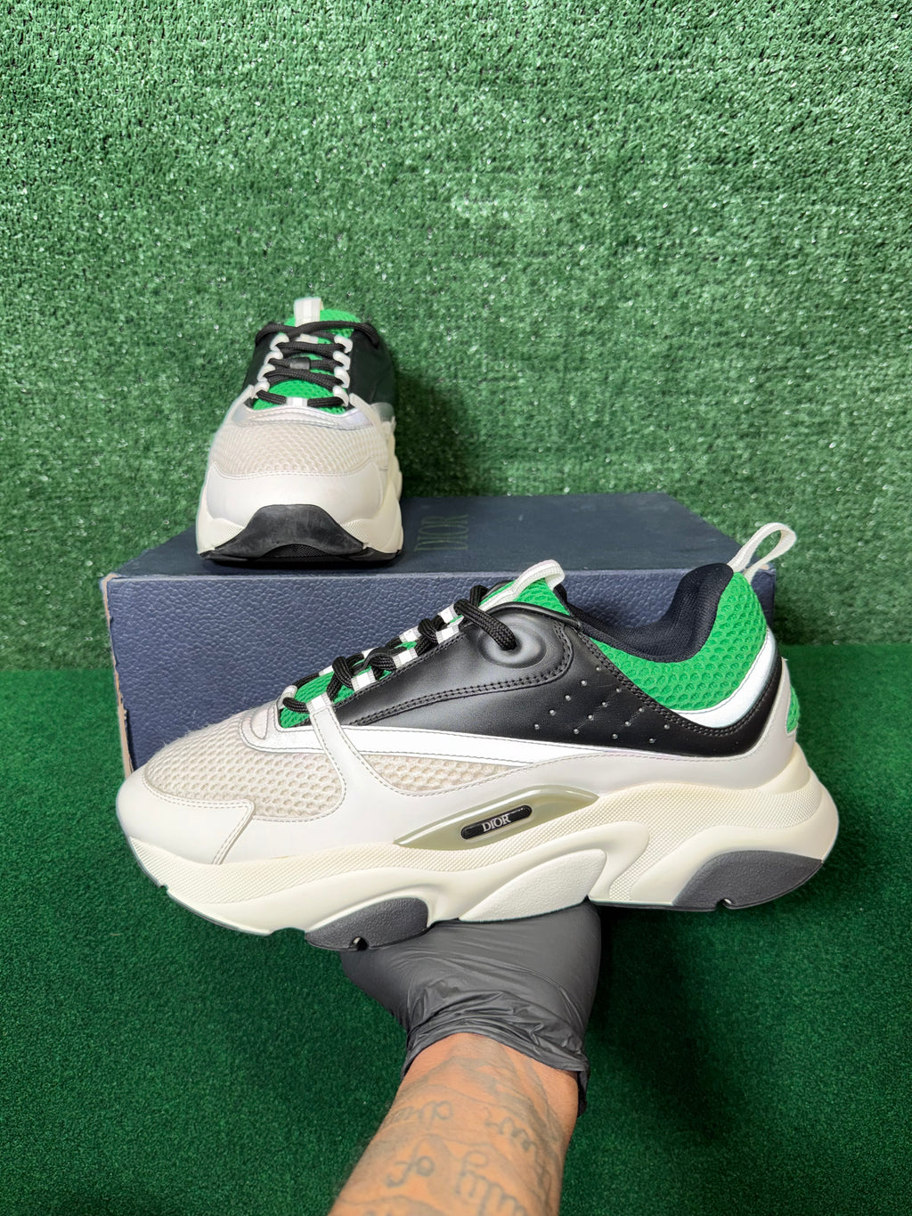 DIOR B22 ‘WHITE GREEN’