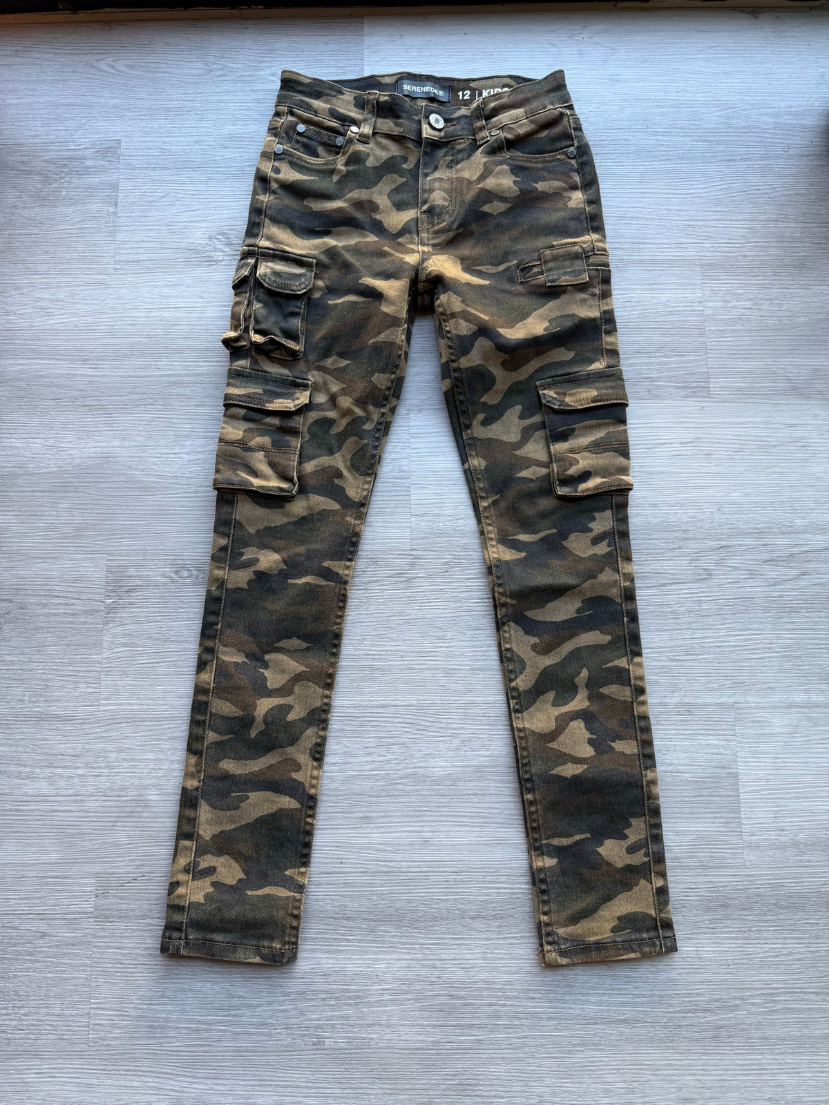Kids camo serenade jeans ￼