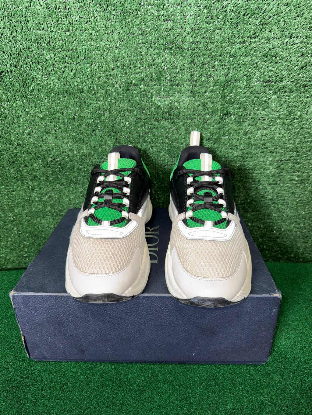 DIOR B22 ‘WHITE GREEN’