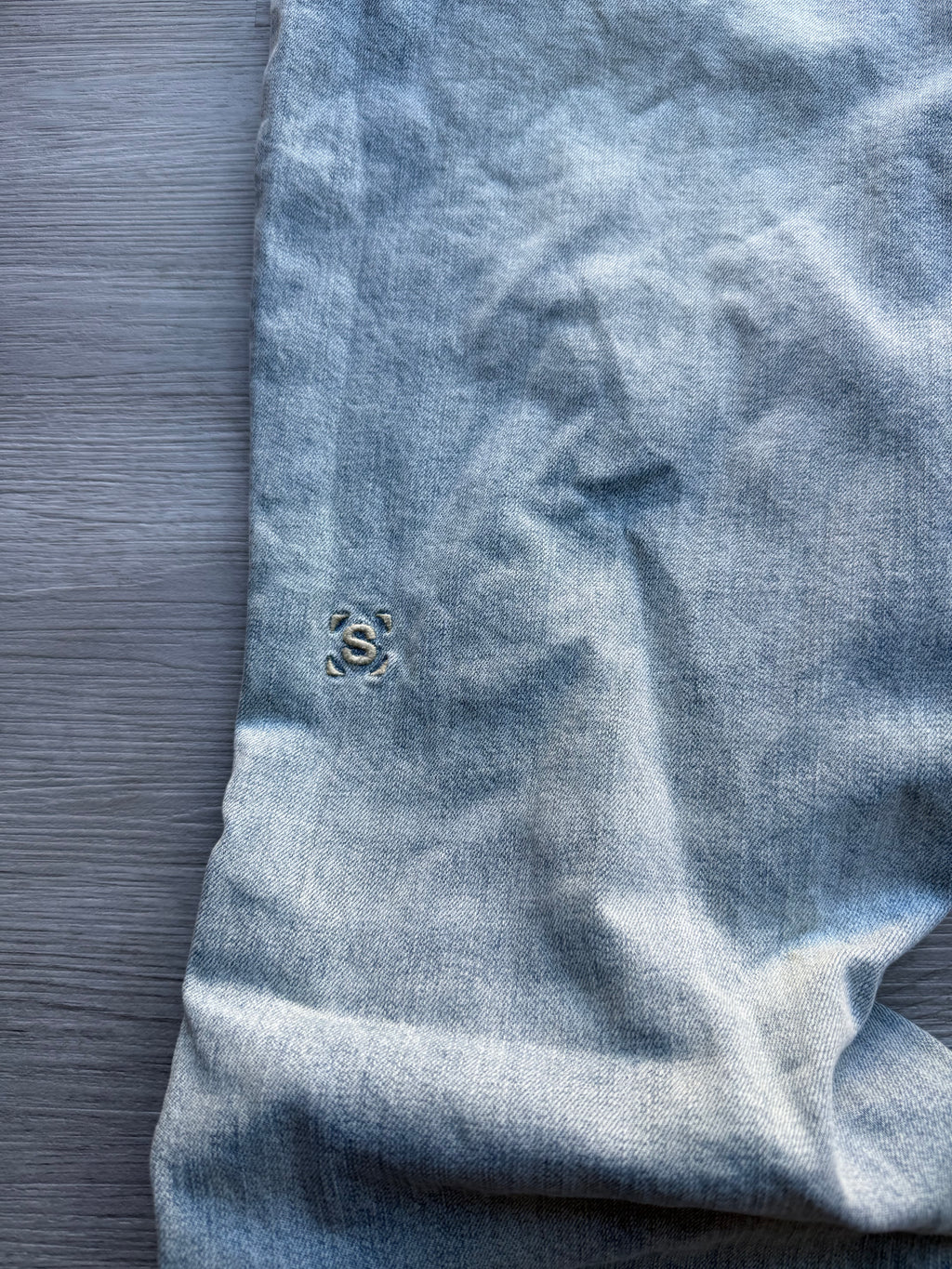 serenade Distressed blue jeans