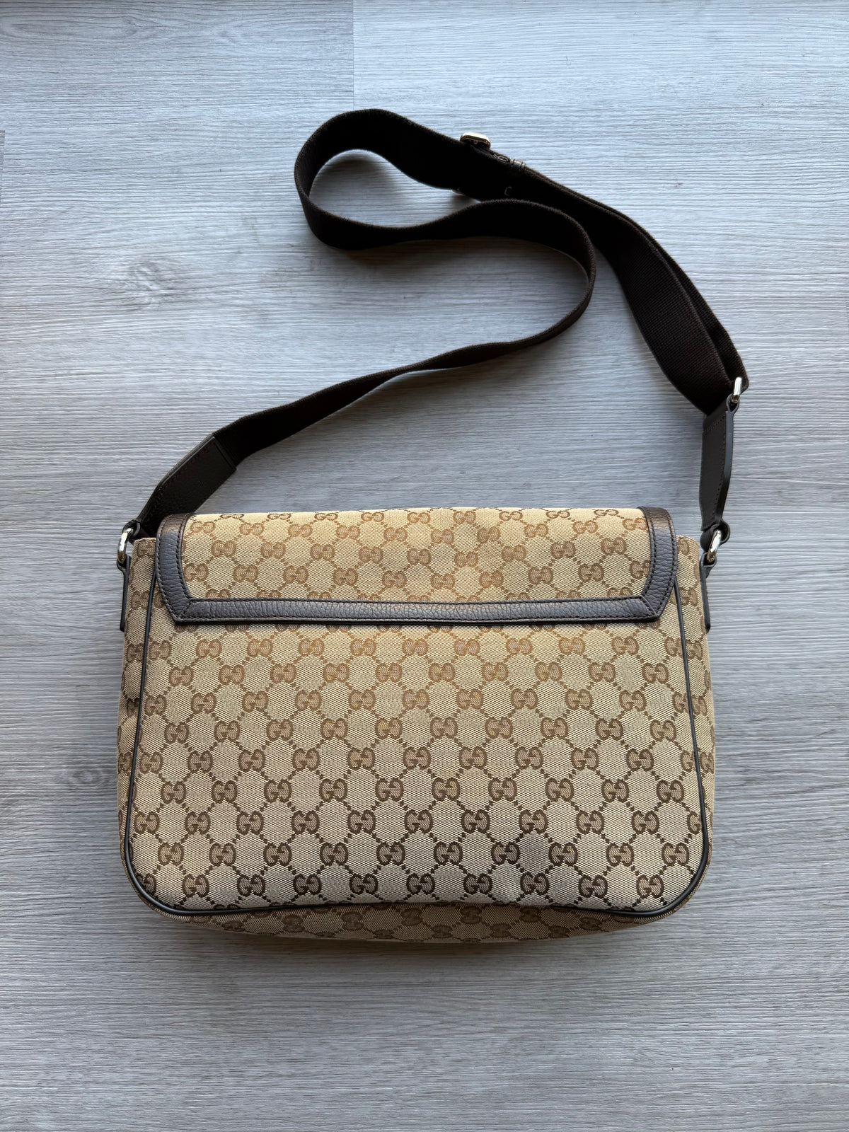 Gucci gg canvas messenger bag ‘tan’