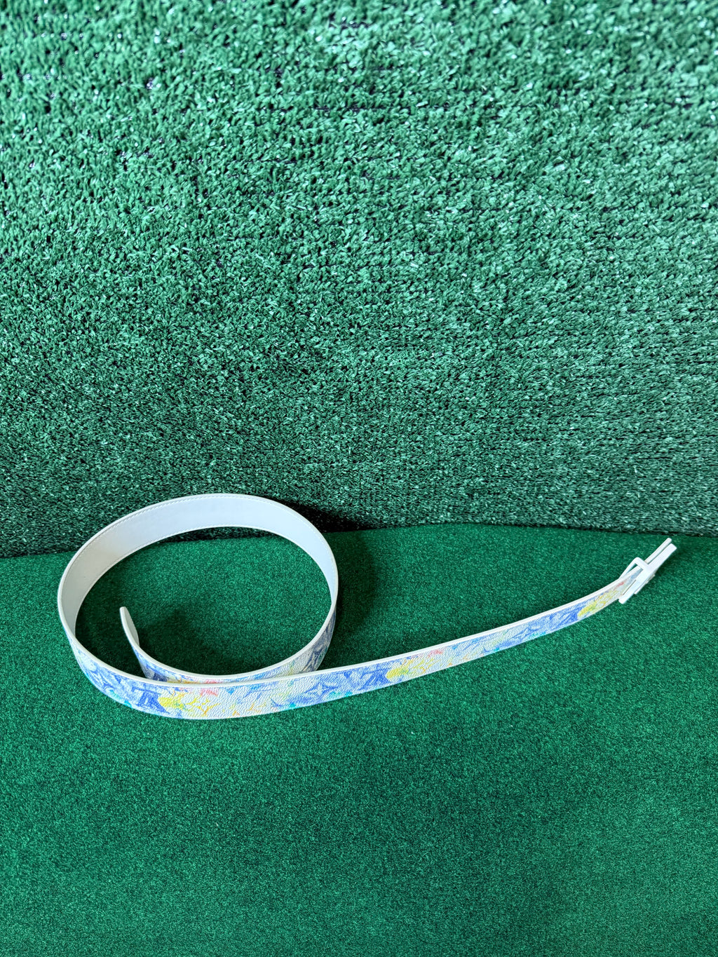 Louis Vuitton 40 mm pastel multicolor Louis Vuitton ceinture LV Shape ‘pastel multicolor’