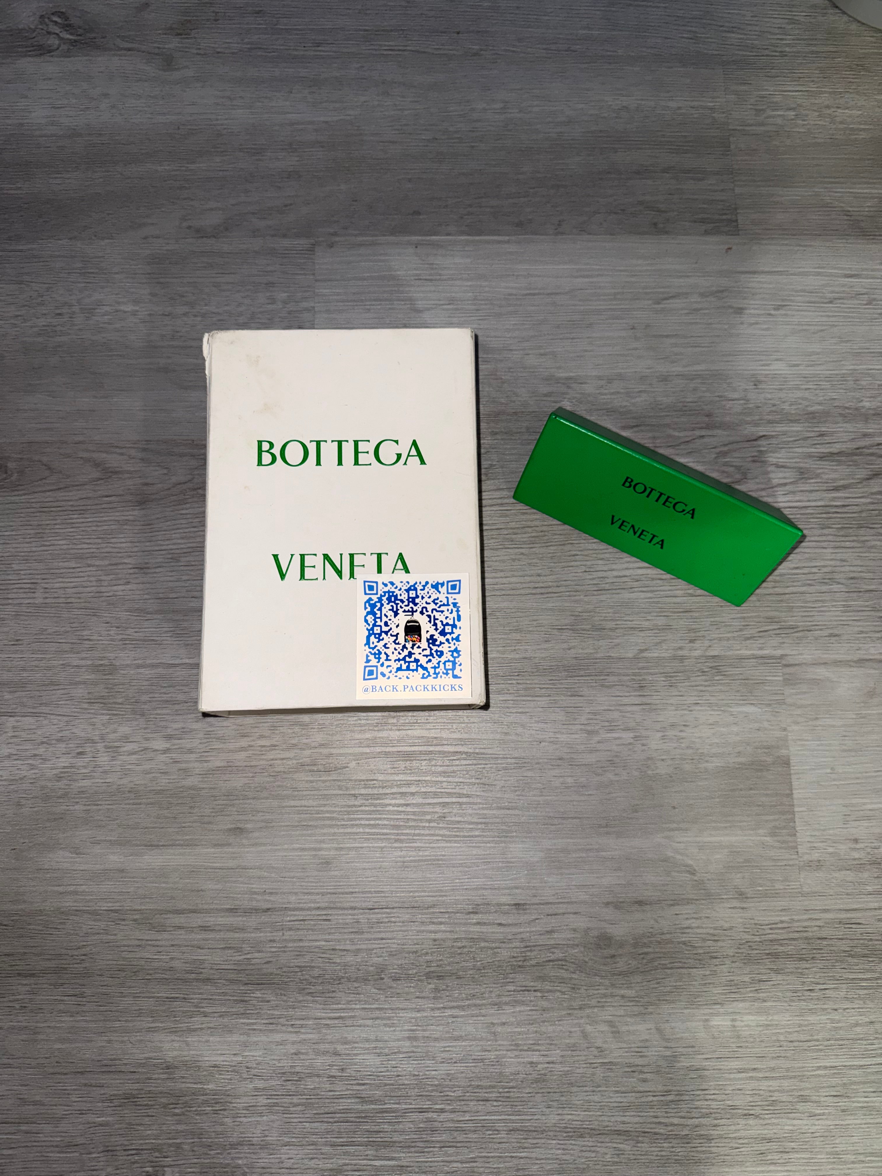 BOTTEGA VENETA BV1101S BLACK/GREY (001) SUNGLASSES