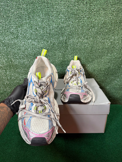 Balenciaga 3XL White Multucolor Preowned, Box In Great Condition