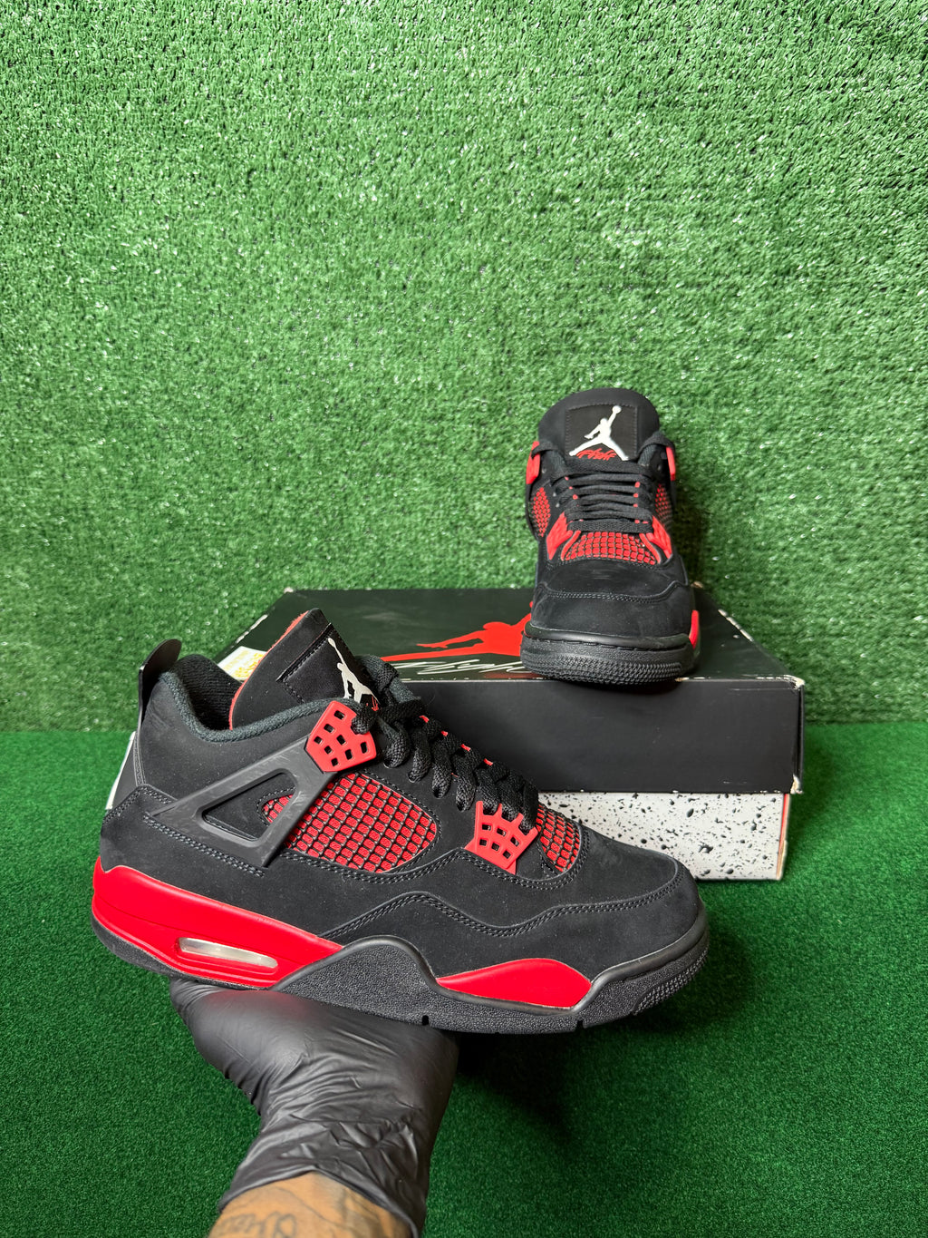 JORDAN 4 RETRO (RED THUNDER)