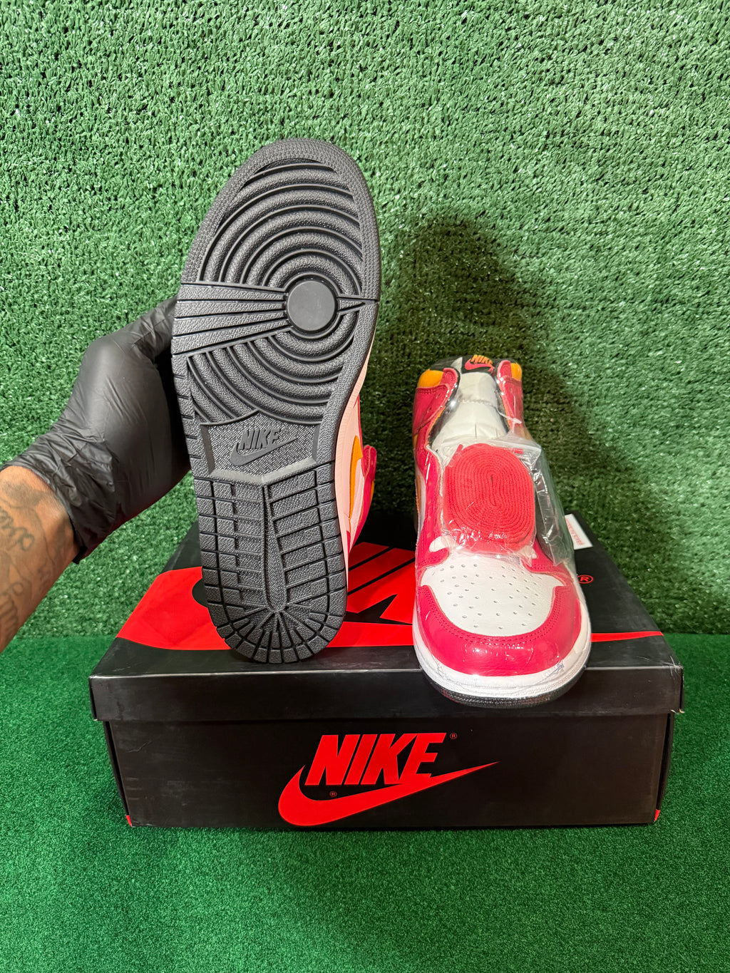 JORDAN 1 RETRO HIGH OG ‘LIGHT FUSION RED’