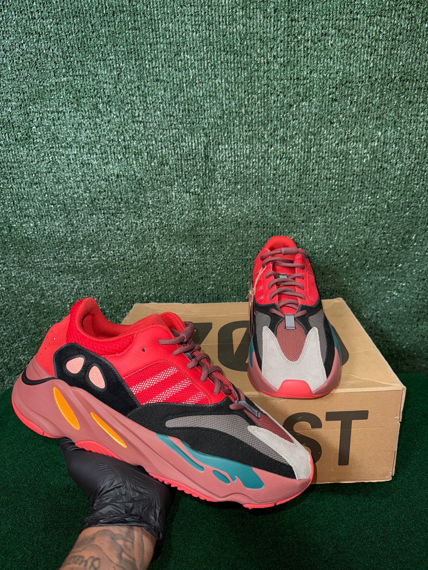 Adidas Yeezy Boost 700 Hi-Res Red Preowned