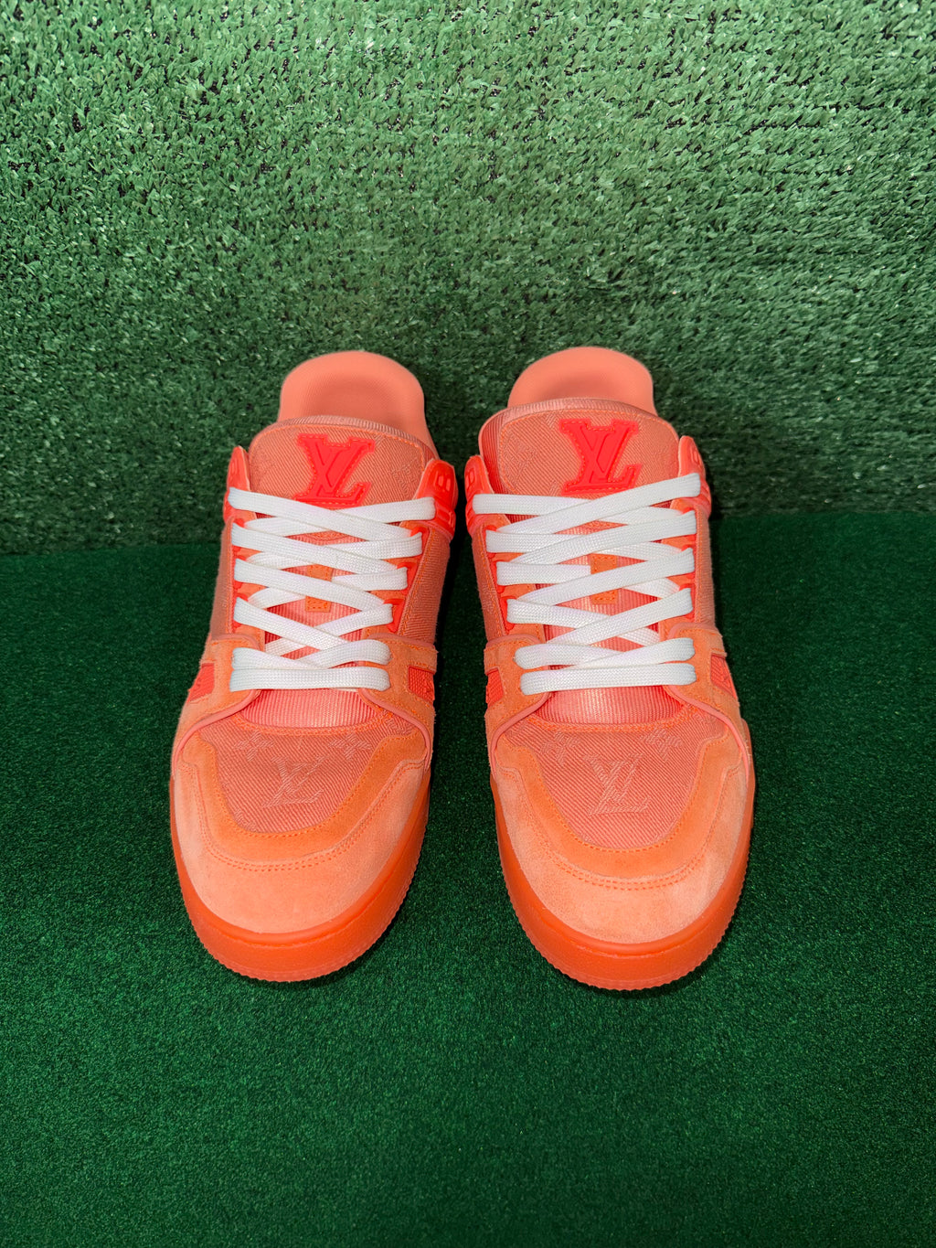LOUIS VUITTON x VIRGIL ABLOH LV TRAINER PEACH