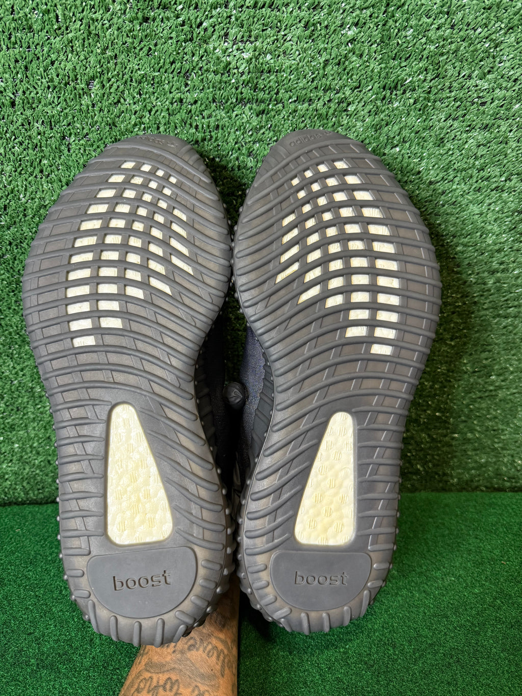 Adidas Yeezy boost 350 v2 “mono cinder”
