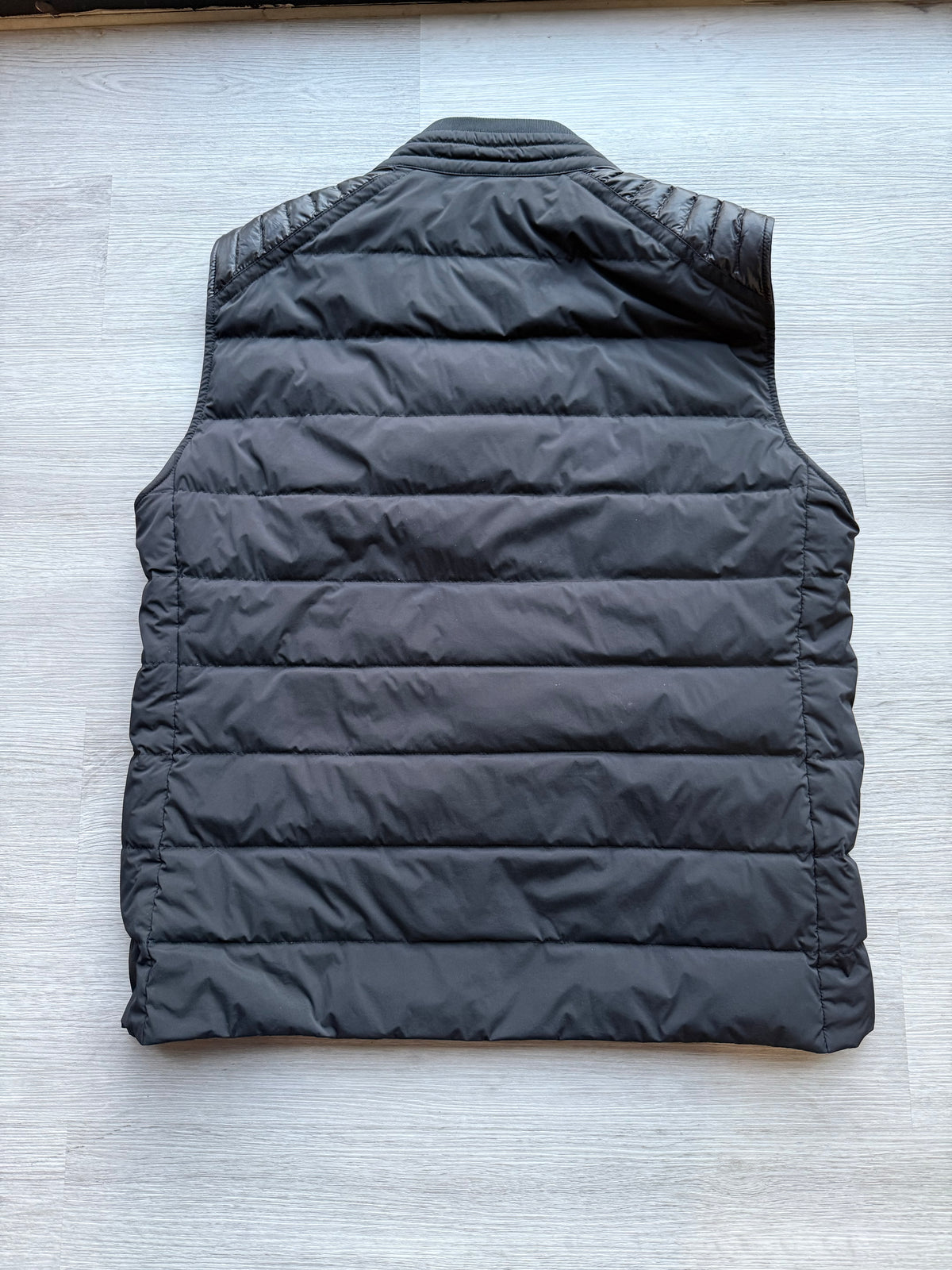 Moncler tolonne padded gilet (vest)