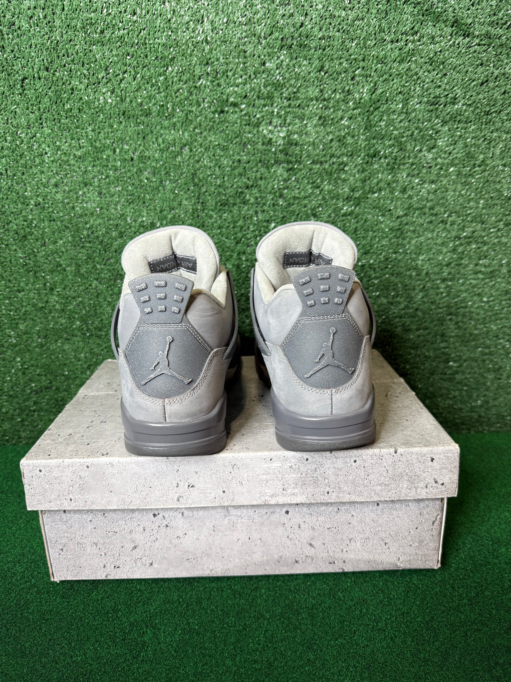 JORDAN 4 RETRO SE ‘PARIS OLYMPICS WET CEMENT’