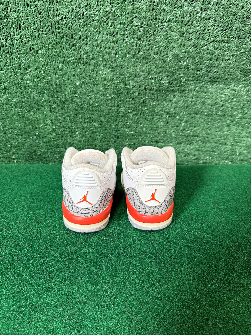 JORDAN 3 RETRO GEORGIA PEACH (TD)
