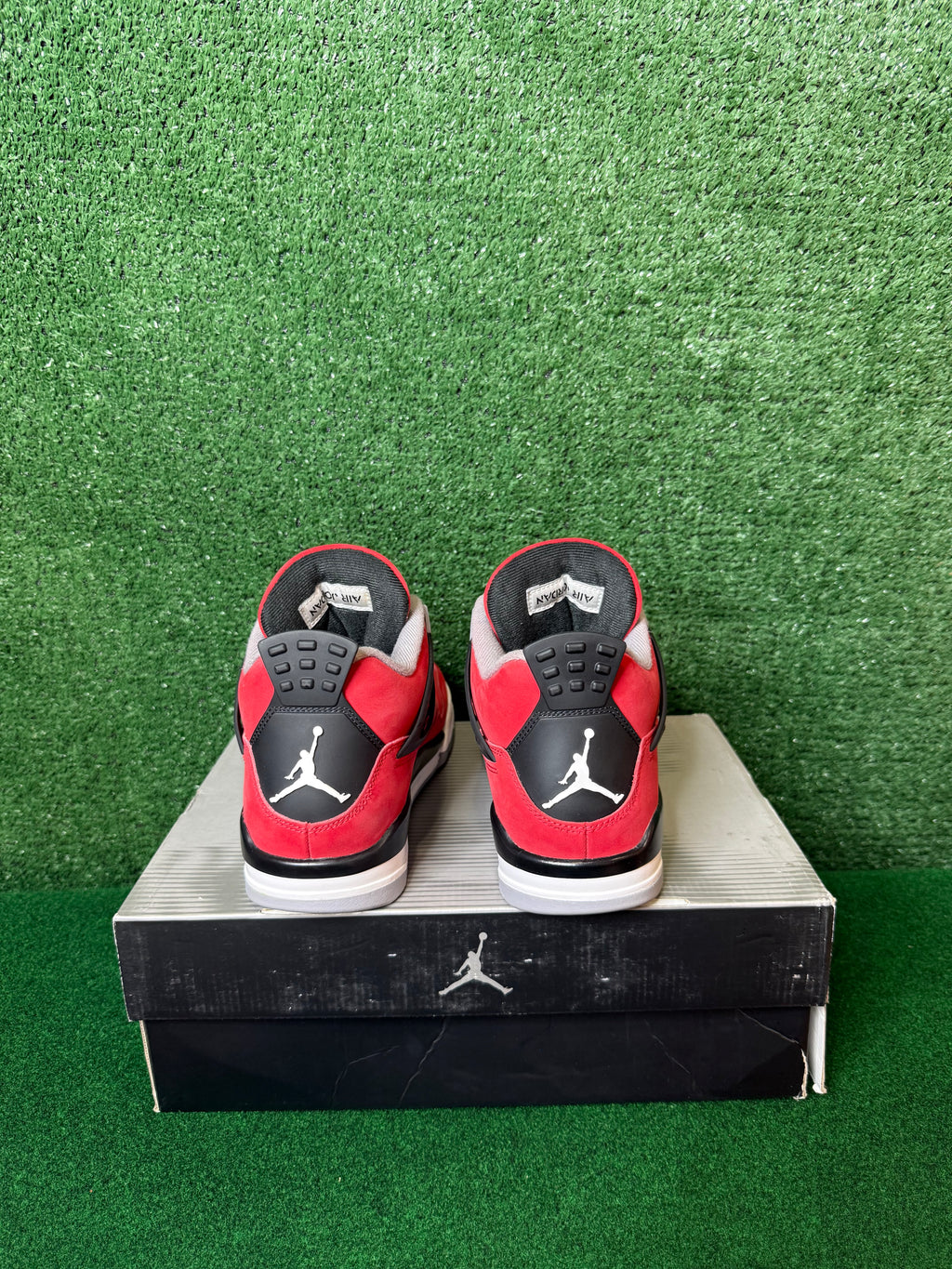 JORDAN 4 RETRO TORO BRAVO (2026)