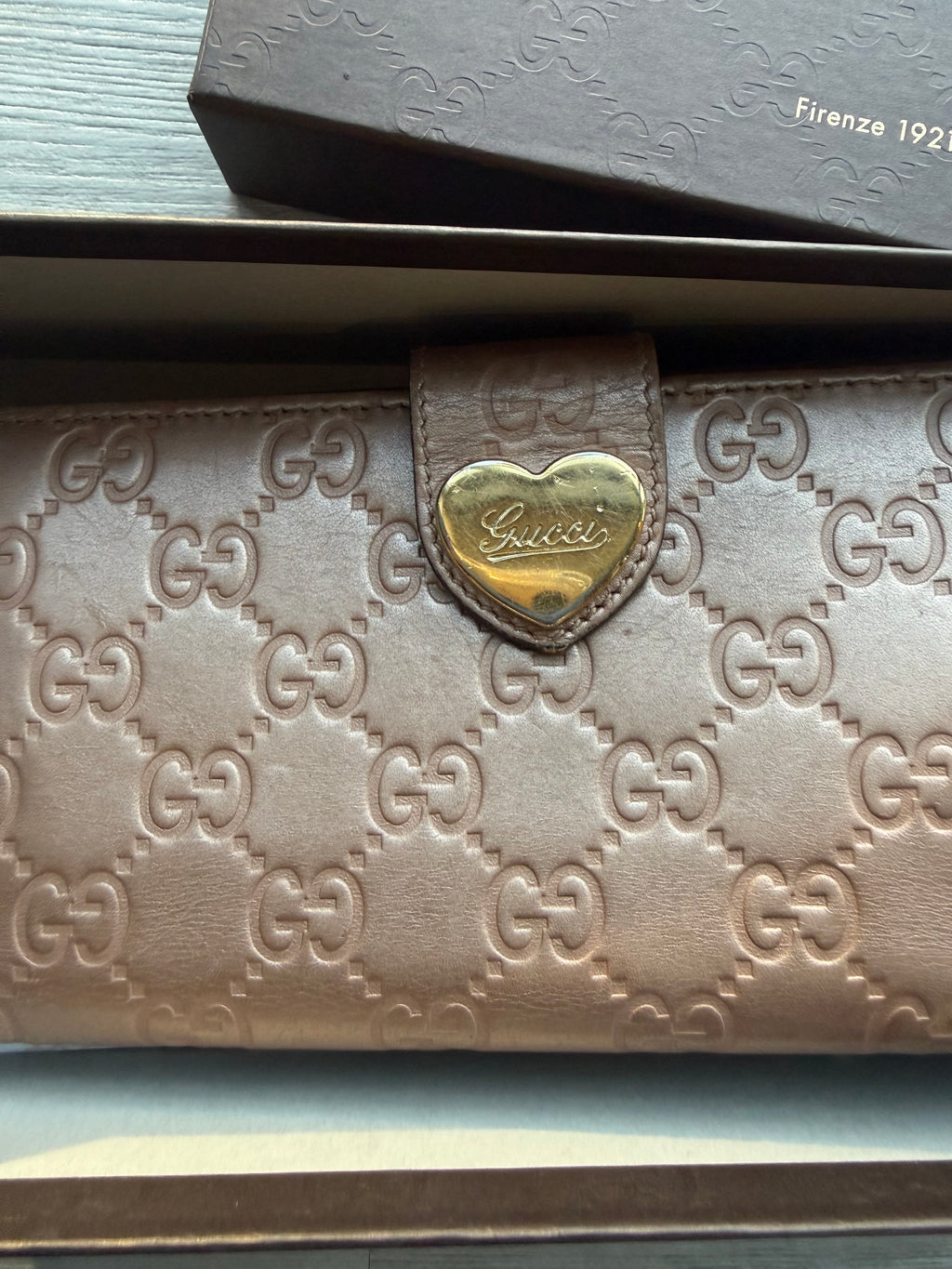 Gucci guccissima leather heart continental wallet