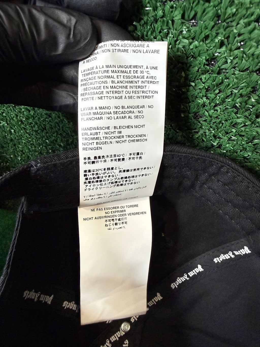 Palm angels kids seasonal logo cap in ‘black/green’ fluorescent