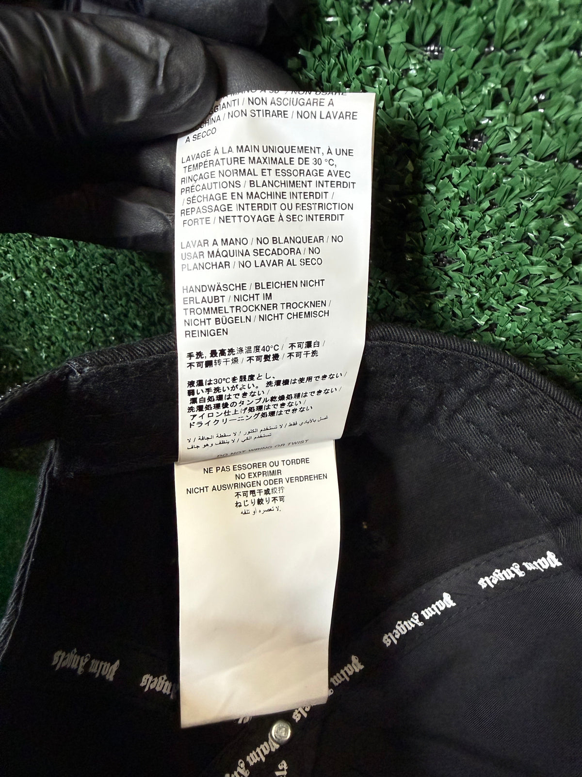 Palm angels kids seasonal logo cap in ‘black/green’ fluorescent
