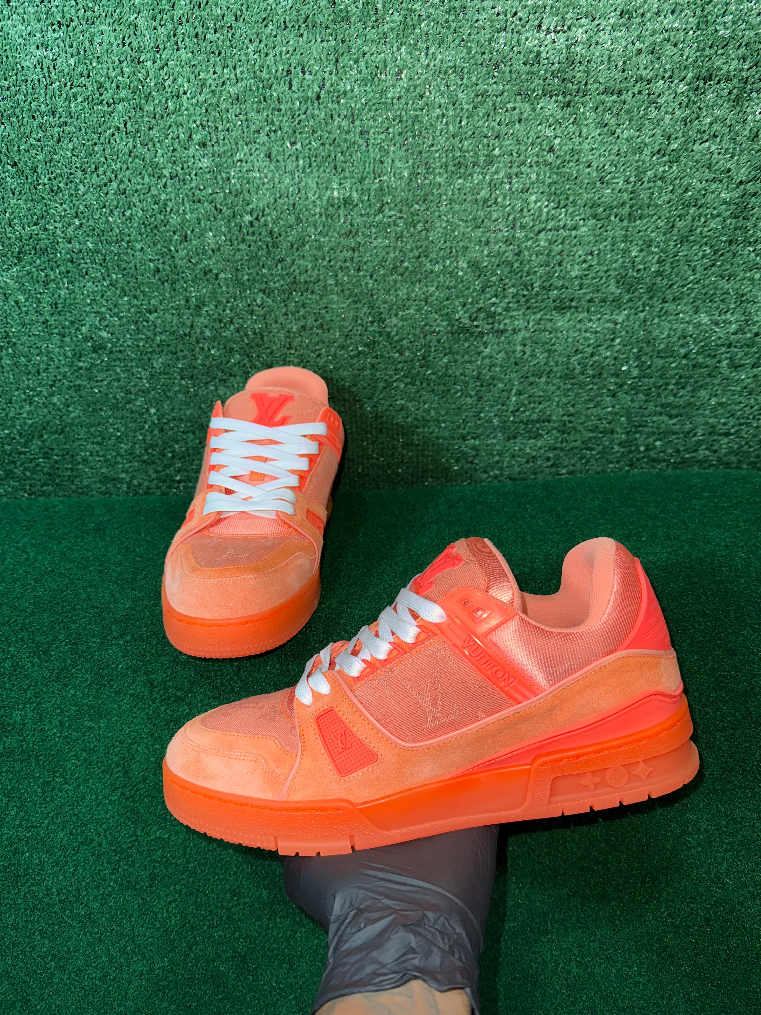 LOUIS VUITTON x VIRGIL ABLOH LV TRAINER PEACH