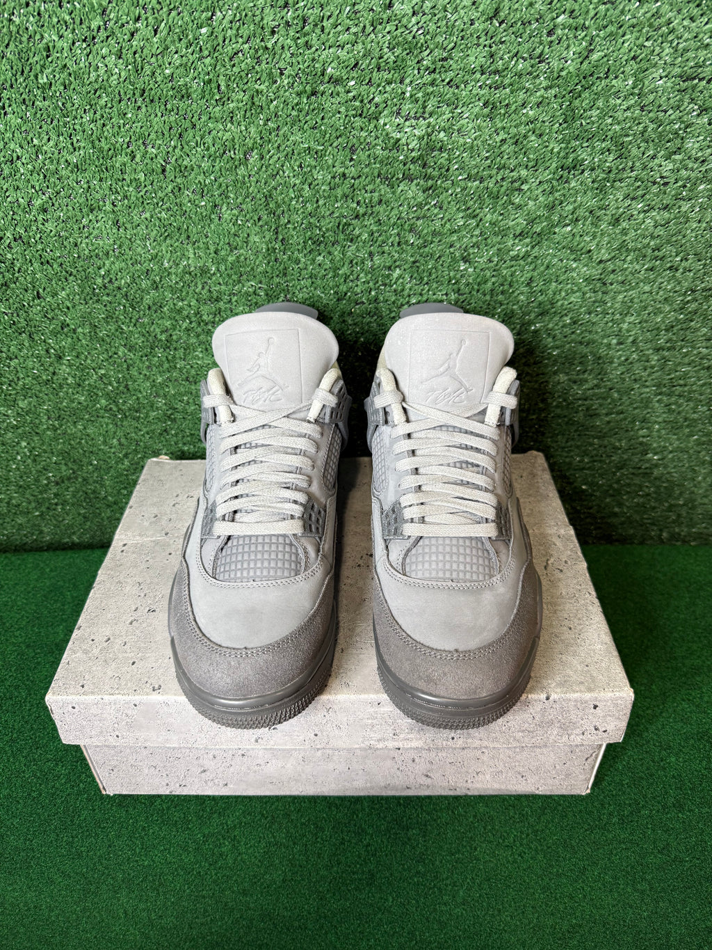 JORDAN 4 RETRO SE ‘PARIS OLYMPICS WET CEMENT’