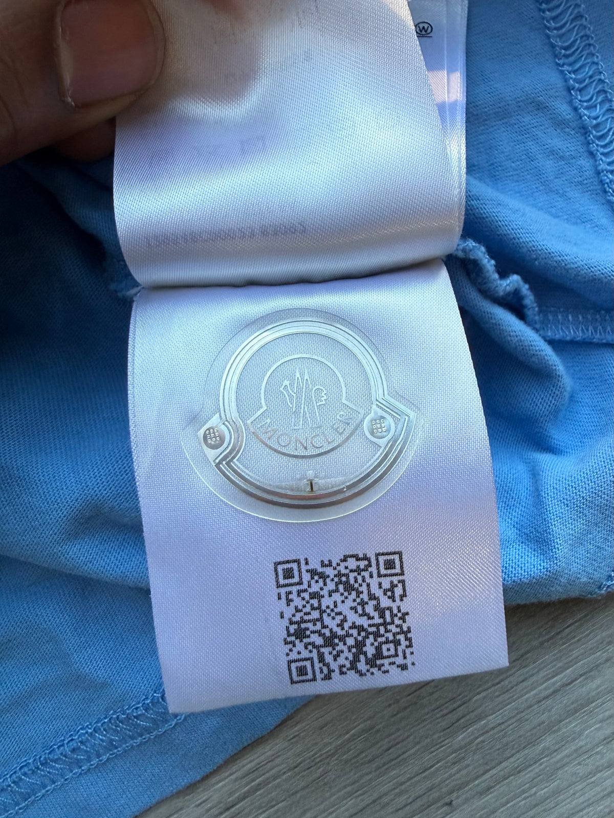 Moncler infant light blue tricolor-trimmed cotton t-shirt