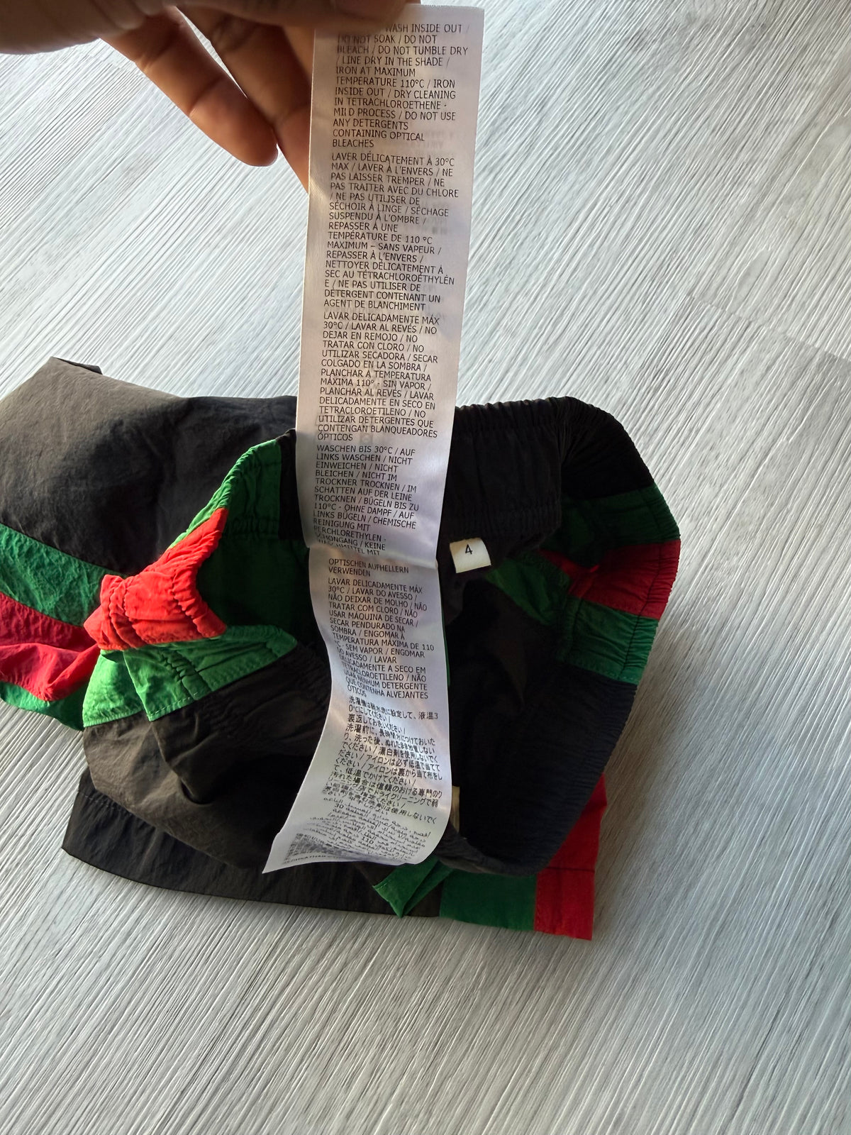 Gucci red green stripes kid shorts