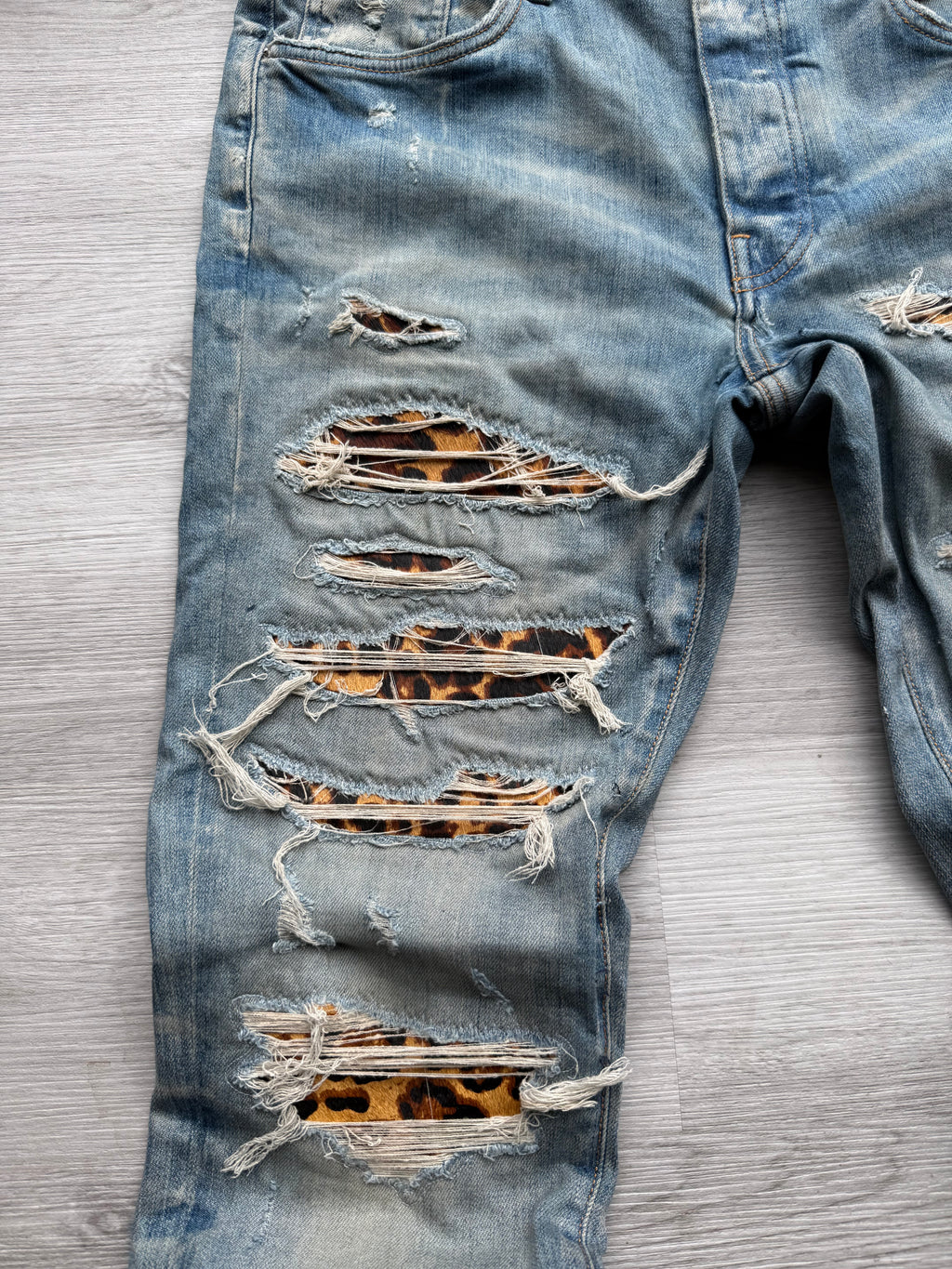Amiri leopard thrasher jeans ‘clay/indigo’