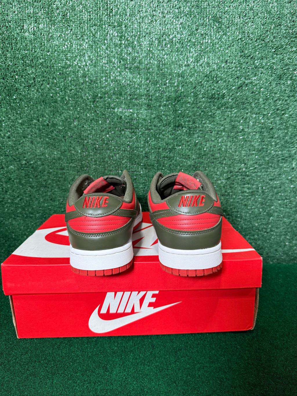 Nike Dunk Low Mystic Red Cargo Khaki
