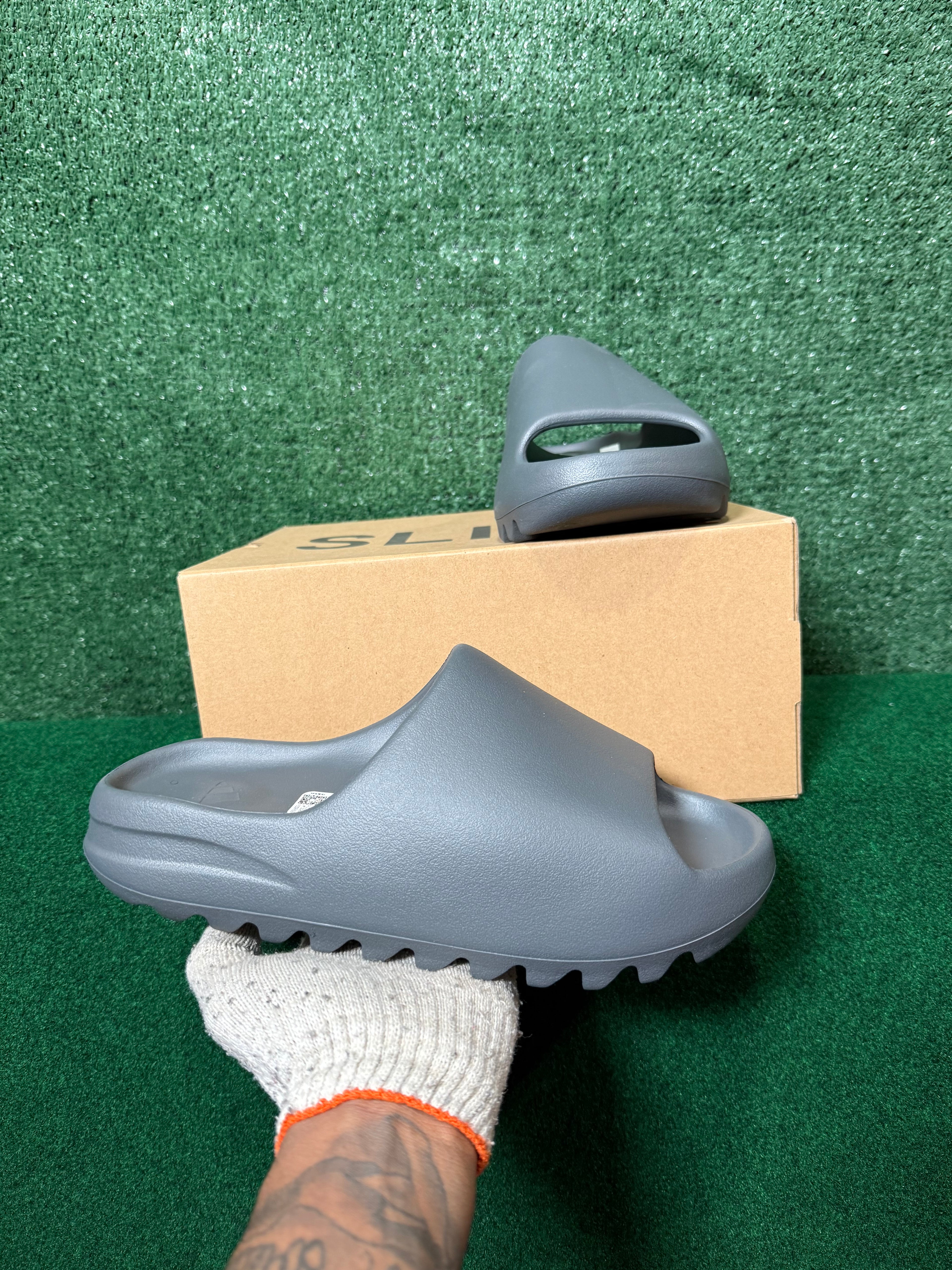 Adidas Yeezy Slides Slate Grey